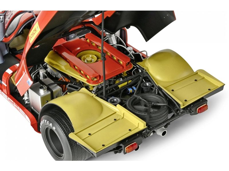 IXO Models Premium Kit Porsche 917KH #23 Salzburg 1:8 Hochdetaillierter Standmodellbausatz im Massstab 1:8