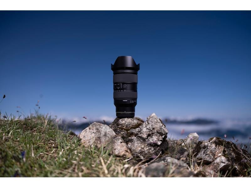 Tamron Zoomobjektiv 35-150mm F/2.0-2.8 Di III VXD Nikon Z All-in-one-Zoom mit Lichtstärke F/2 für spiegellose Vollformat-Systemkameras
