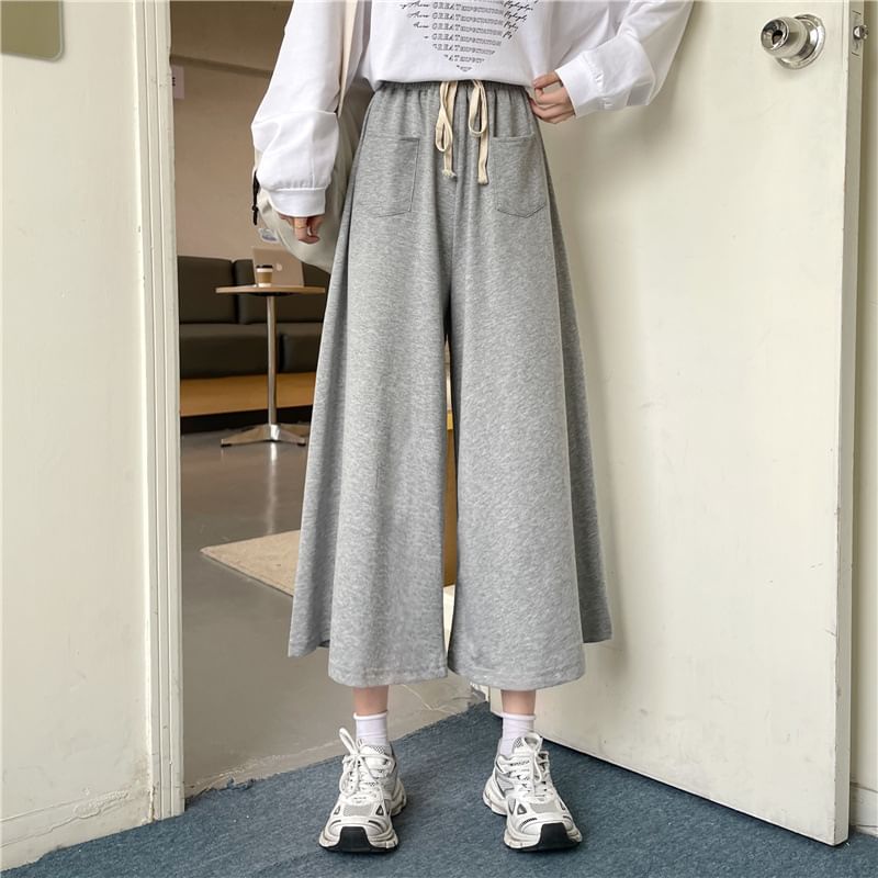 Sisyphi - Capri-broek met trekkoord in de taille en wijde pijpen