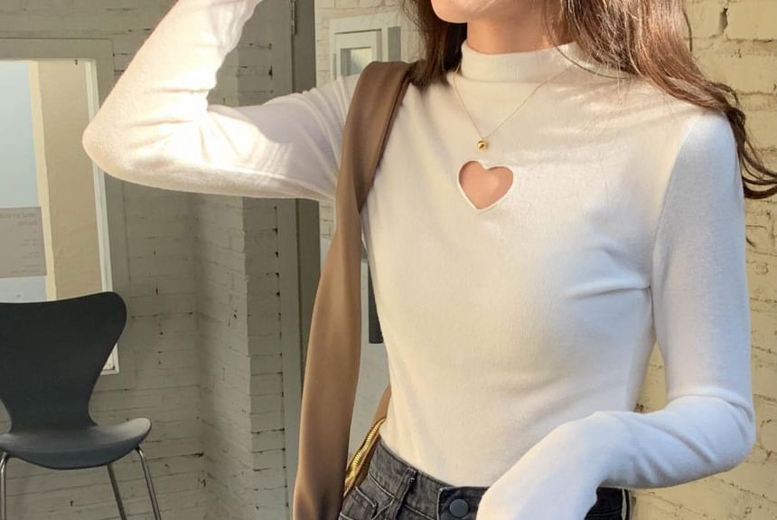 Moon City - T-shirt met lange mouwen en een mockneck en een hartvormige uitsparing