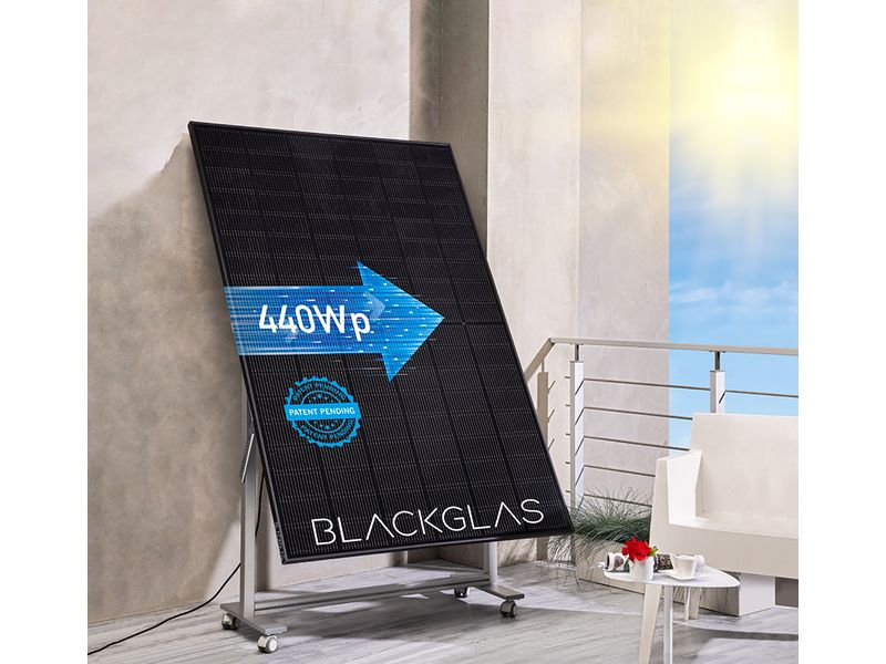 BLACKGLAS Solaranlage ECOmirrorPRO 440 Wp Das All-in-One Balkonkraftwerk