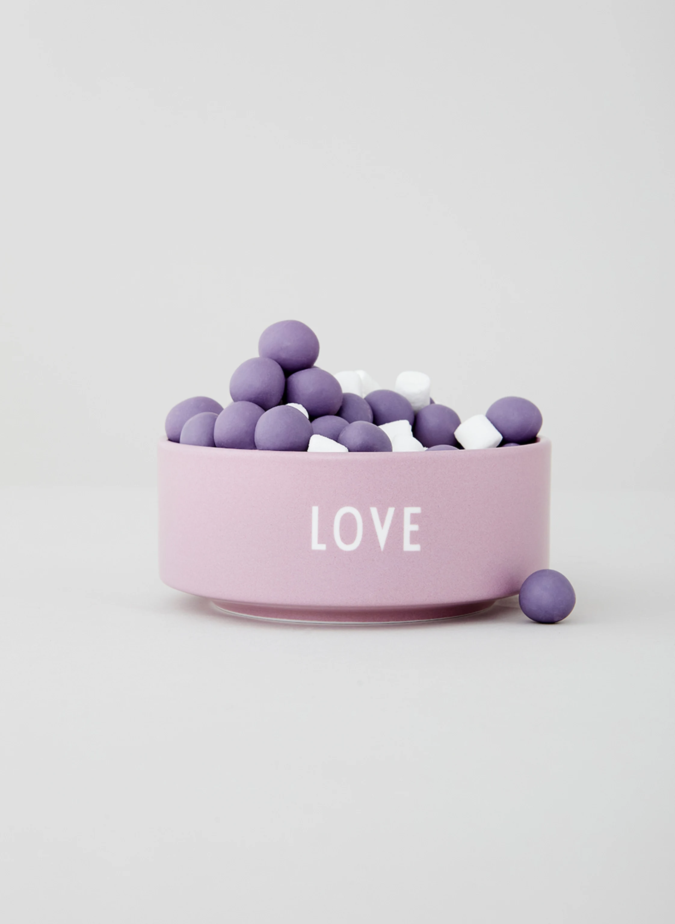 DESIGN LETTERS Schale