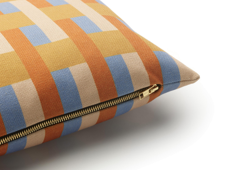 FÉST Striped kussen 45x30 baja blauw
