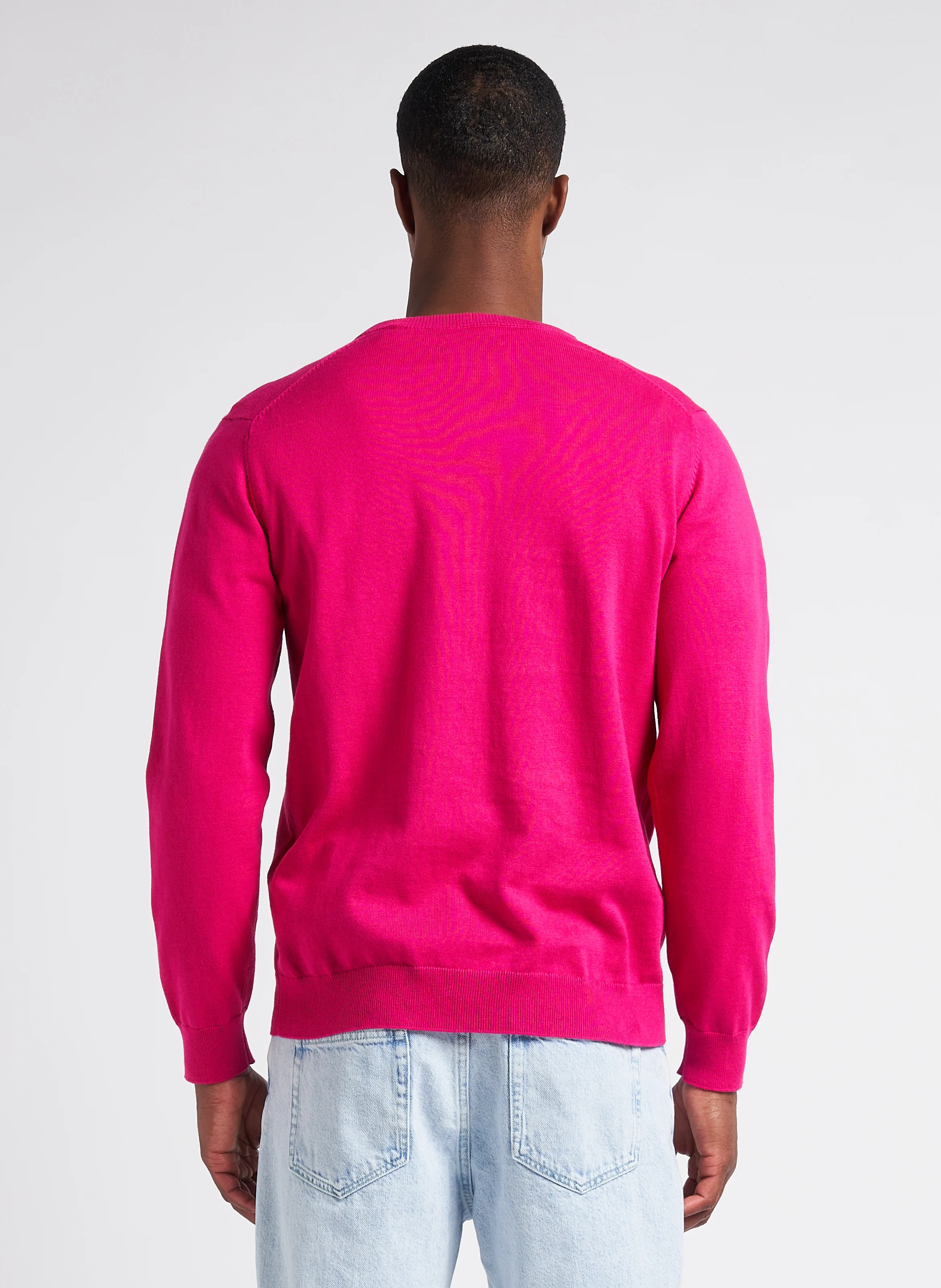 CLASSIC COTTON V-NECK - Pull col V regular-fit en coton | Rouge