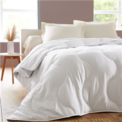 Couette MICROFIBRE ULTRA-DOUCE - légère - tempérée - très chaude
