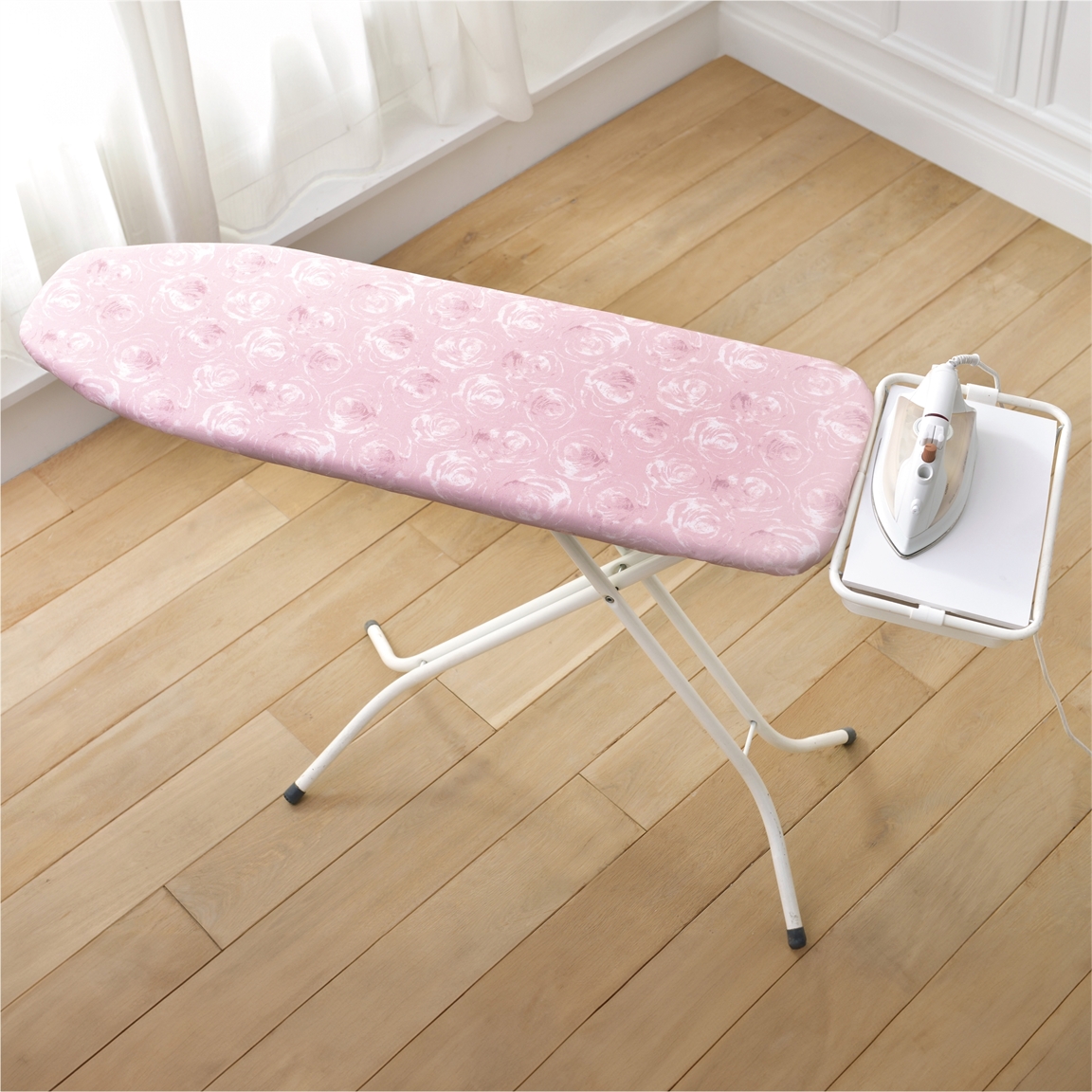 Housse de repassage rose