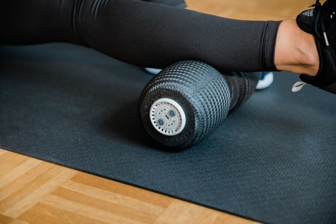 Faszienrolle mit Vibration Booster Set Twin BLACK
