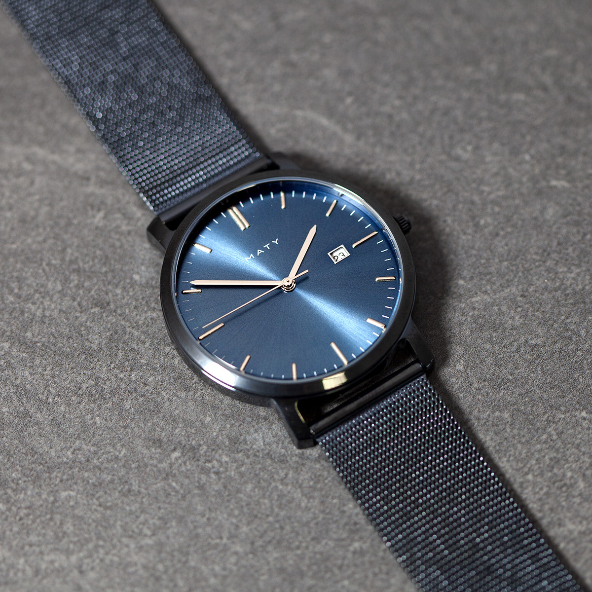 Montre homme acier bleu bracelet acier bleu maille milanaise