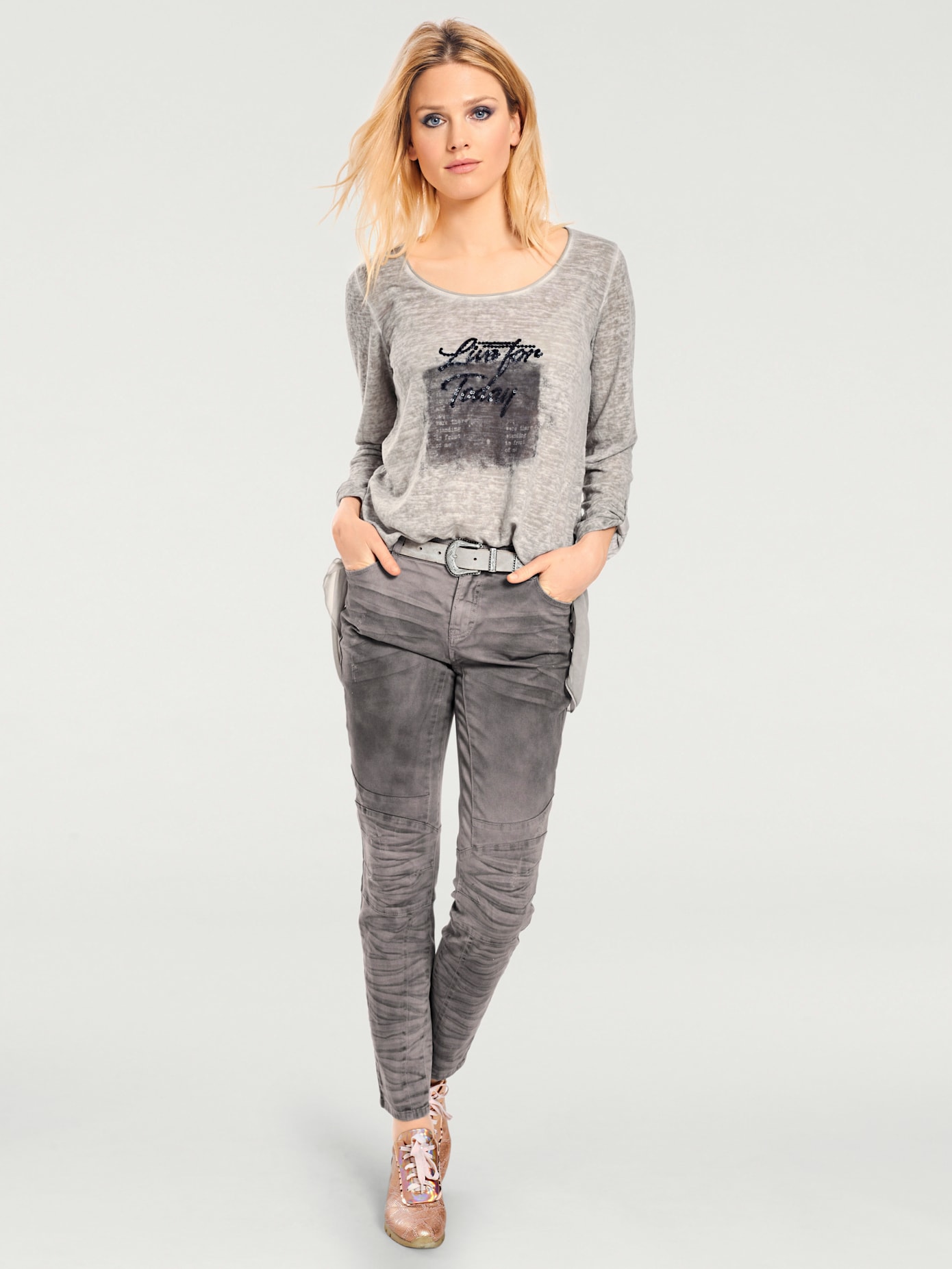 Pantalon boyfriend coupe droite