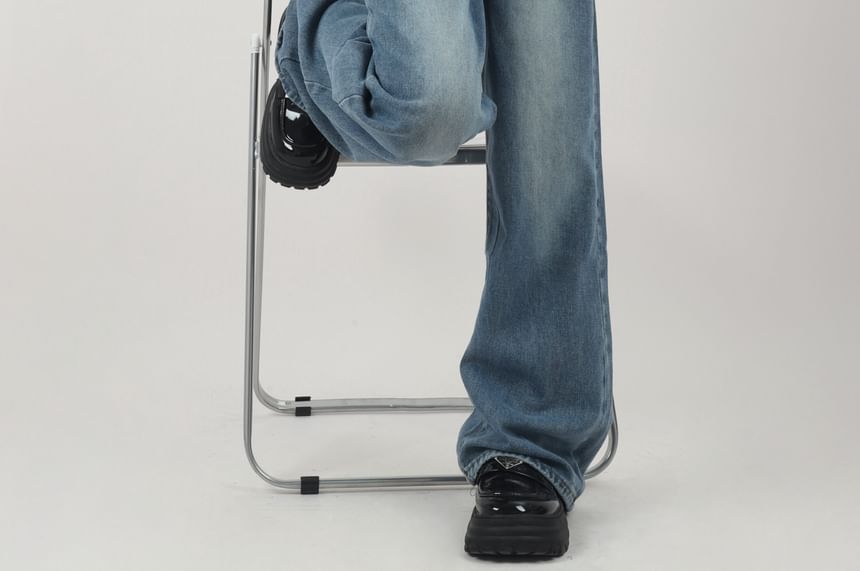 AXEN - Lage taille jeans met letters en wijde pijpen