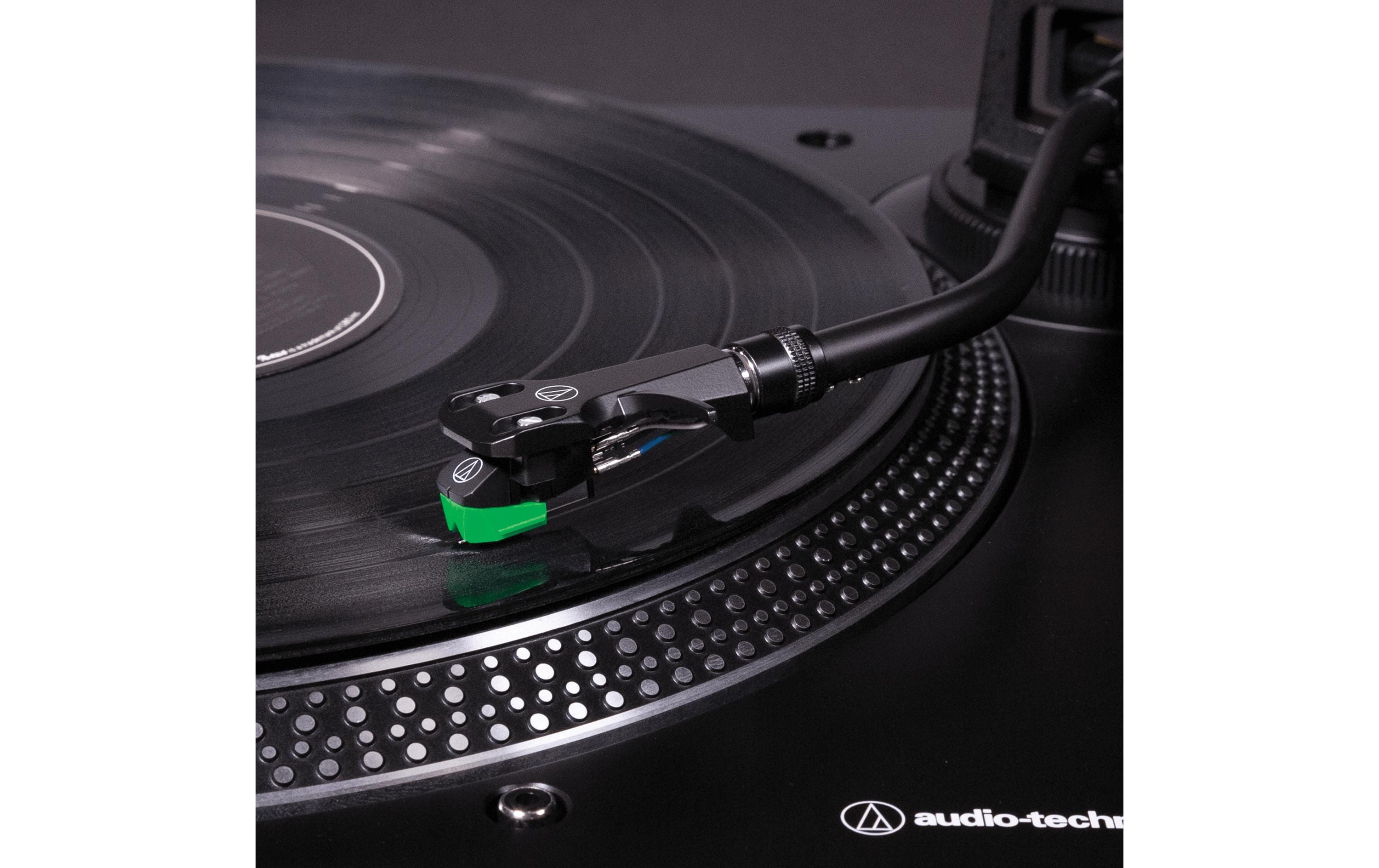 Plattenspieler AT-LP120XBTUSB Schwarz<br>Manueller Hi-Fi Plattenspieler mit Direktantrieb, USB und Bluetooth-Konnektivität