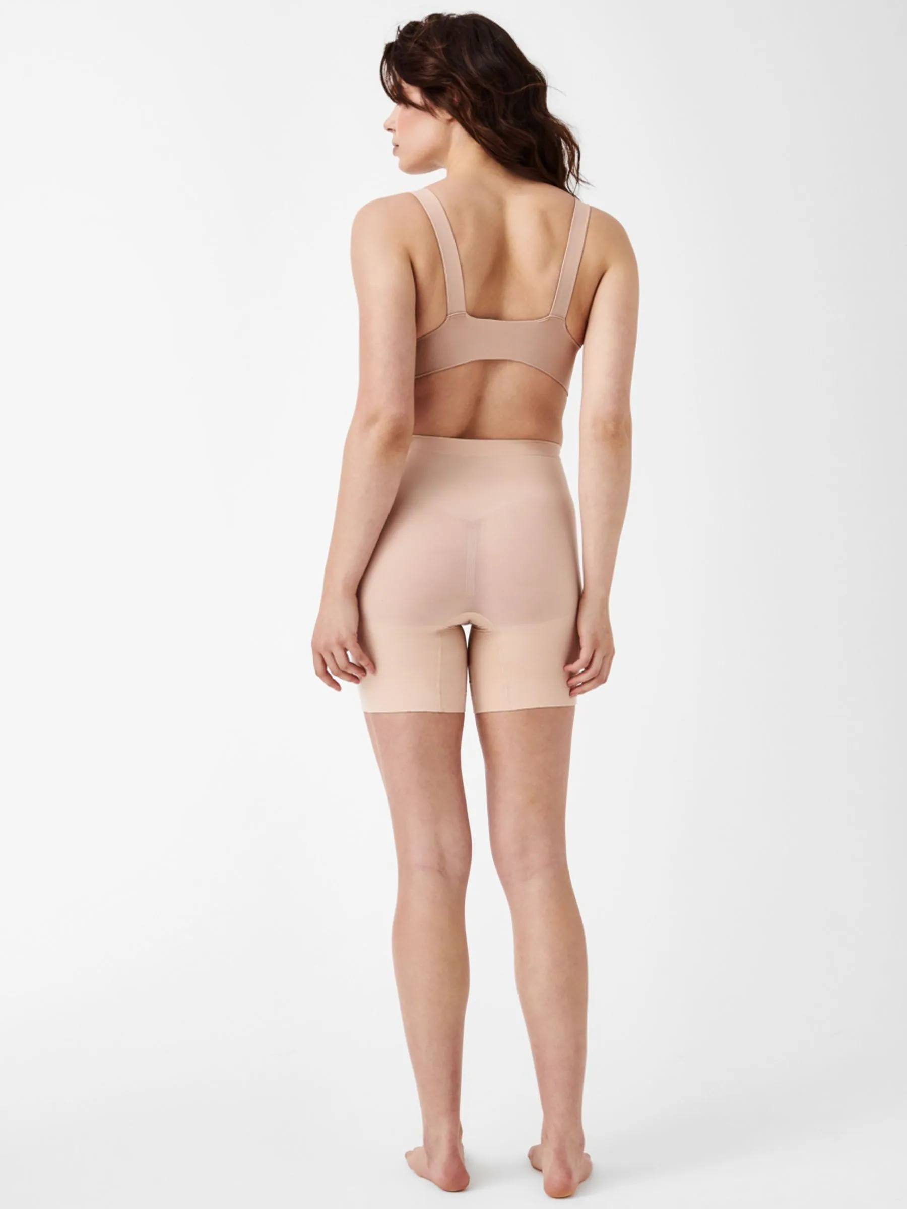 Zachtnude - SPANX SPANXsculpt™ Naadloze Power Mid-Thigh Short