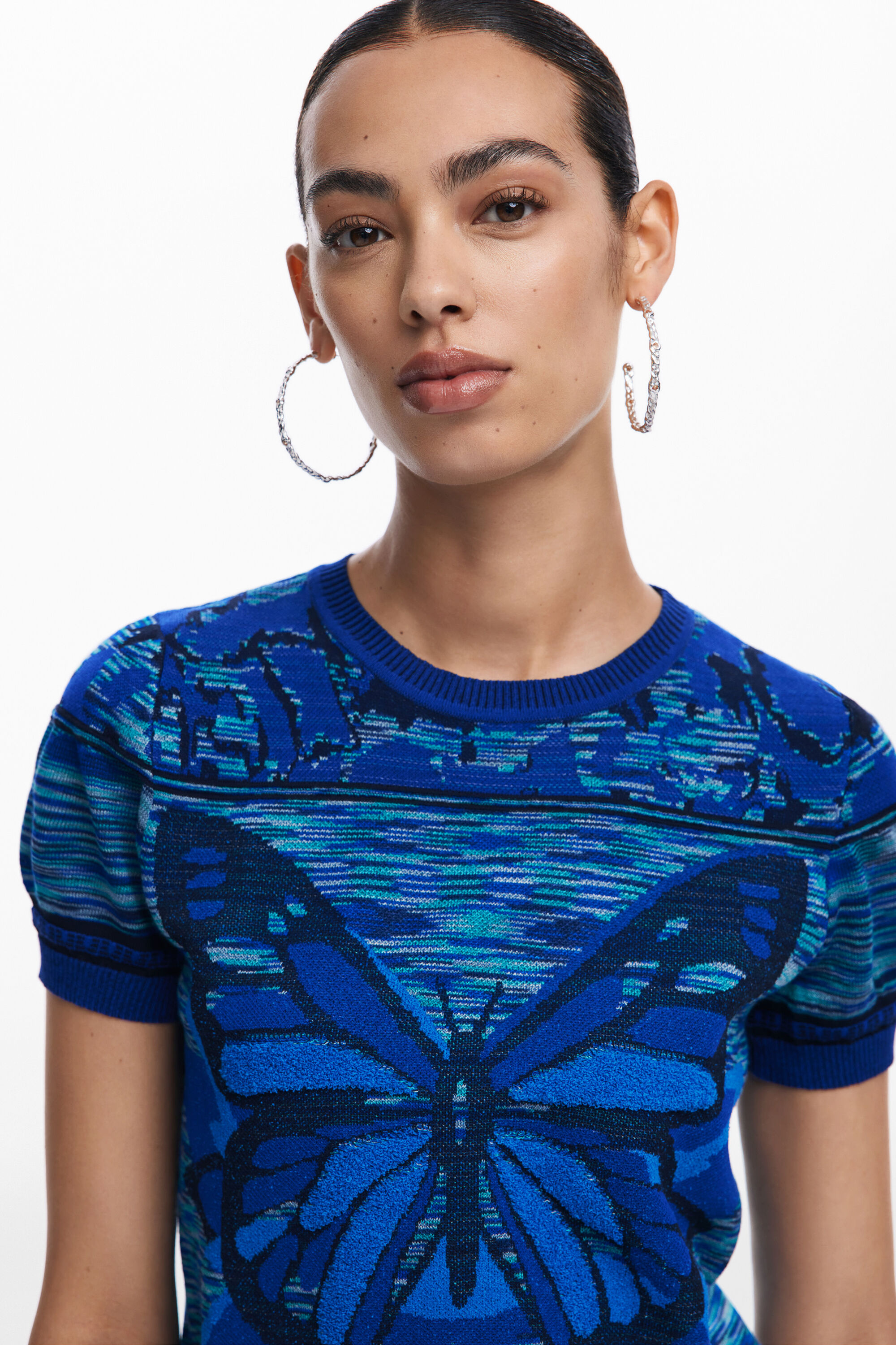 Camiseta de tricô com estampa de borboleta