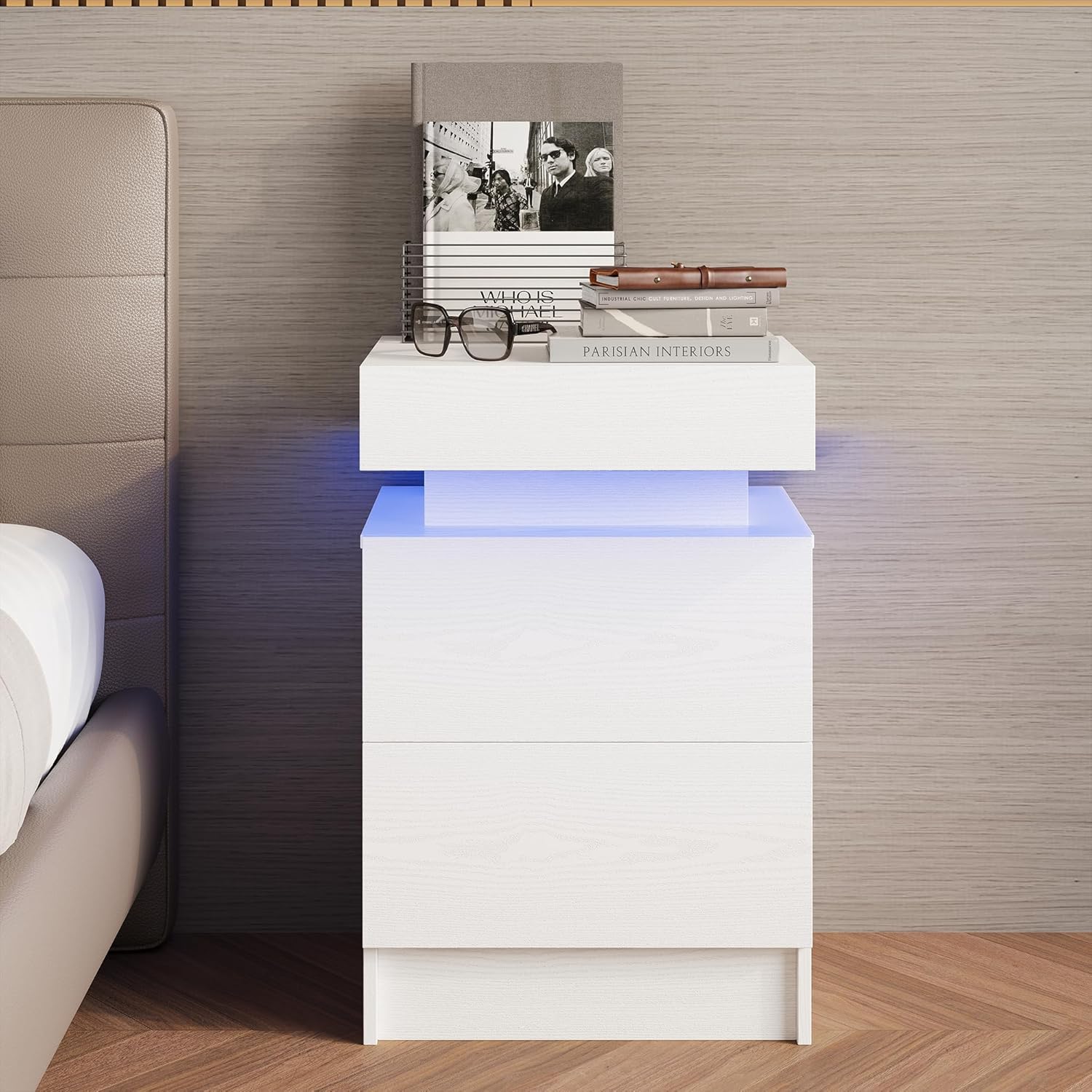 IRONCK Nachttisch 2er Set mit LED-Lichtern & 2 AC-Steckdose, Beistelltisch mit USB+Typ-C Anschlussen, Nachtschrank mit 2 Schubladen, Sofatisch für Schlafzimmer, Wohnzimmer, Weiß