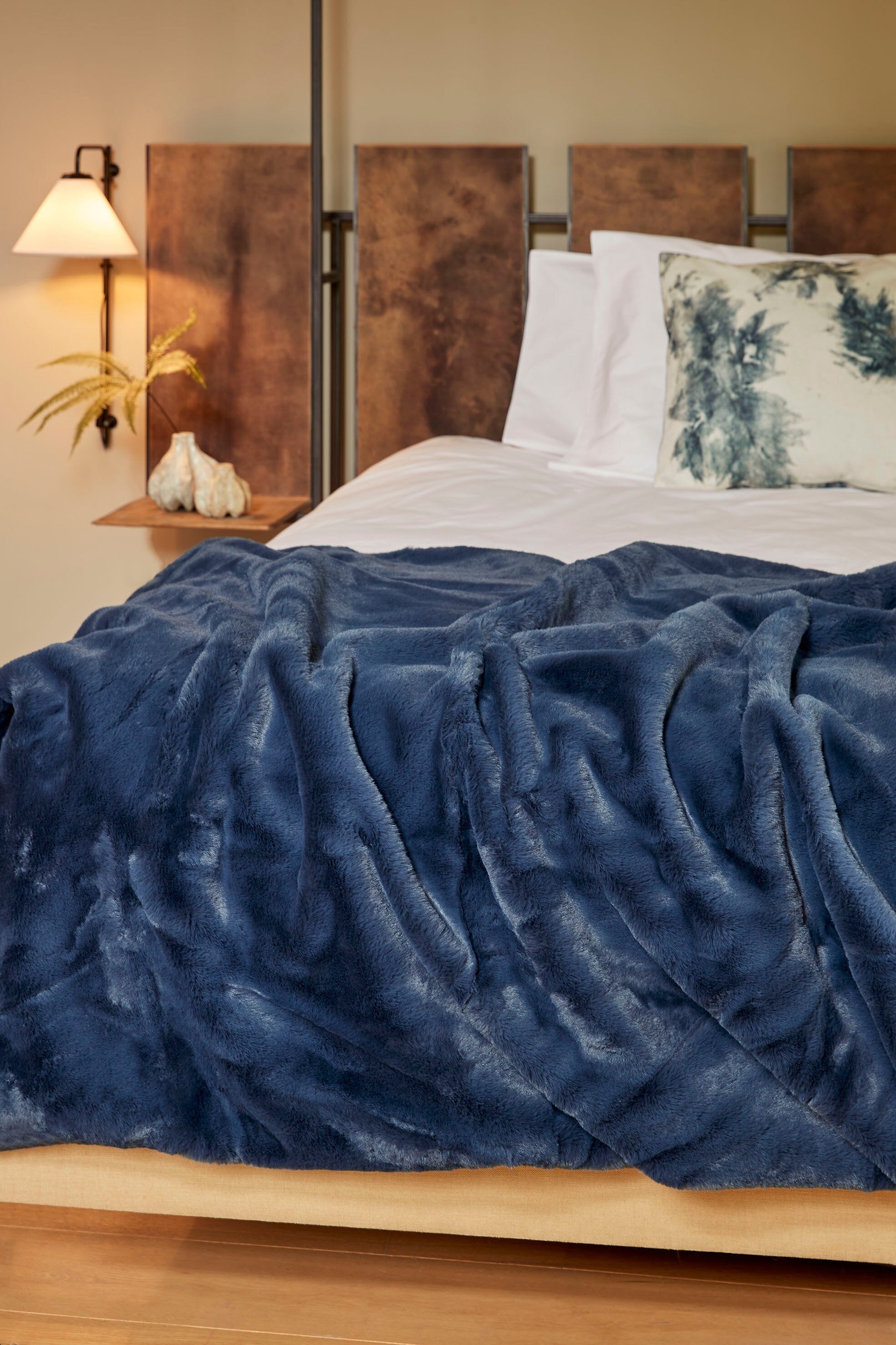 In the Mood Bronte fleece plaid d.blauw - l200xb150cm