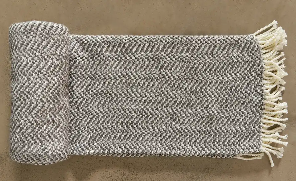 como Jacquard Plaid Zick Zack
