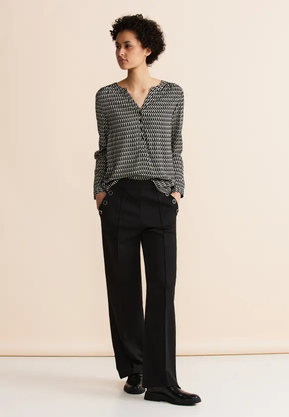 Viskose Bluse mit Print - Black