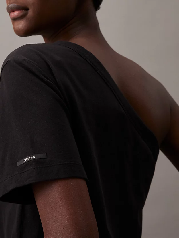Blusa de um ombro só