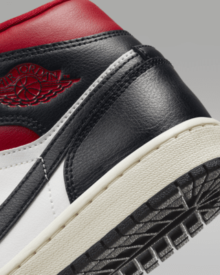 Air Jordan 1 Mid Women's Shoes