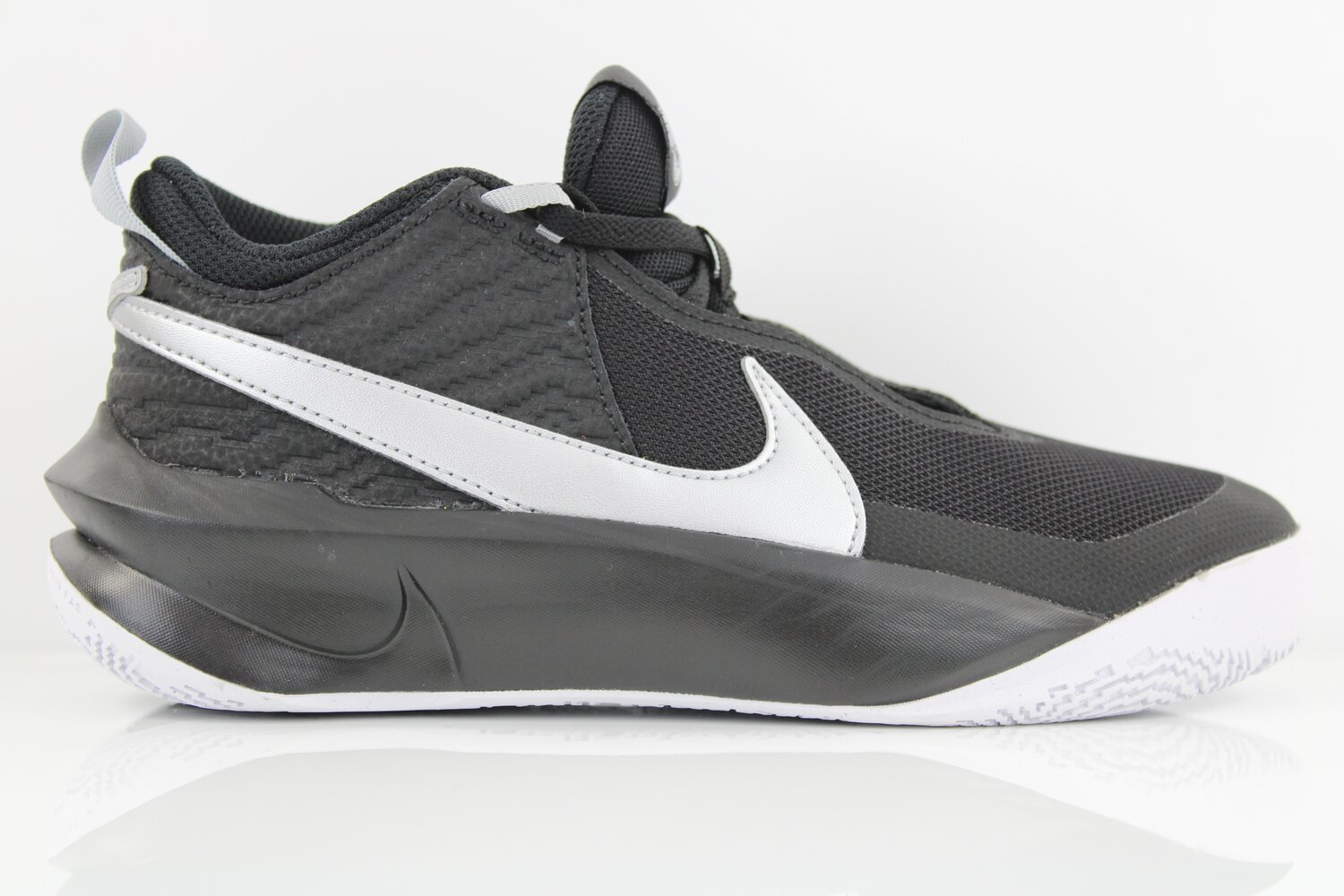 Nike Team Hustle D 10