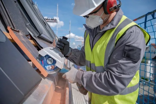 Bosch VINKELSLIBER GWS 18V-180 P SOLO - SOLO