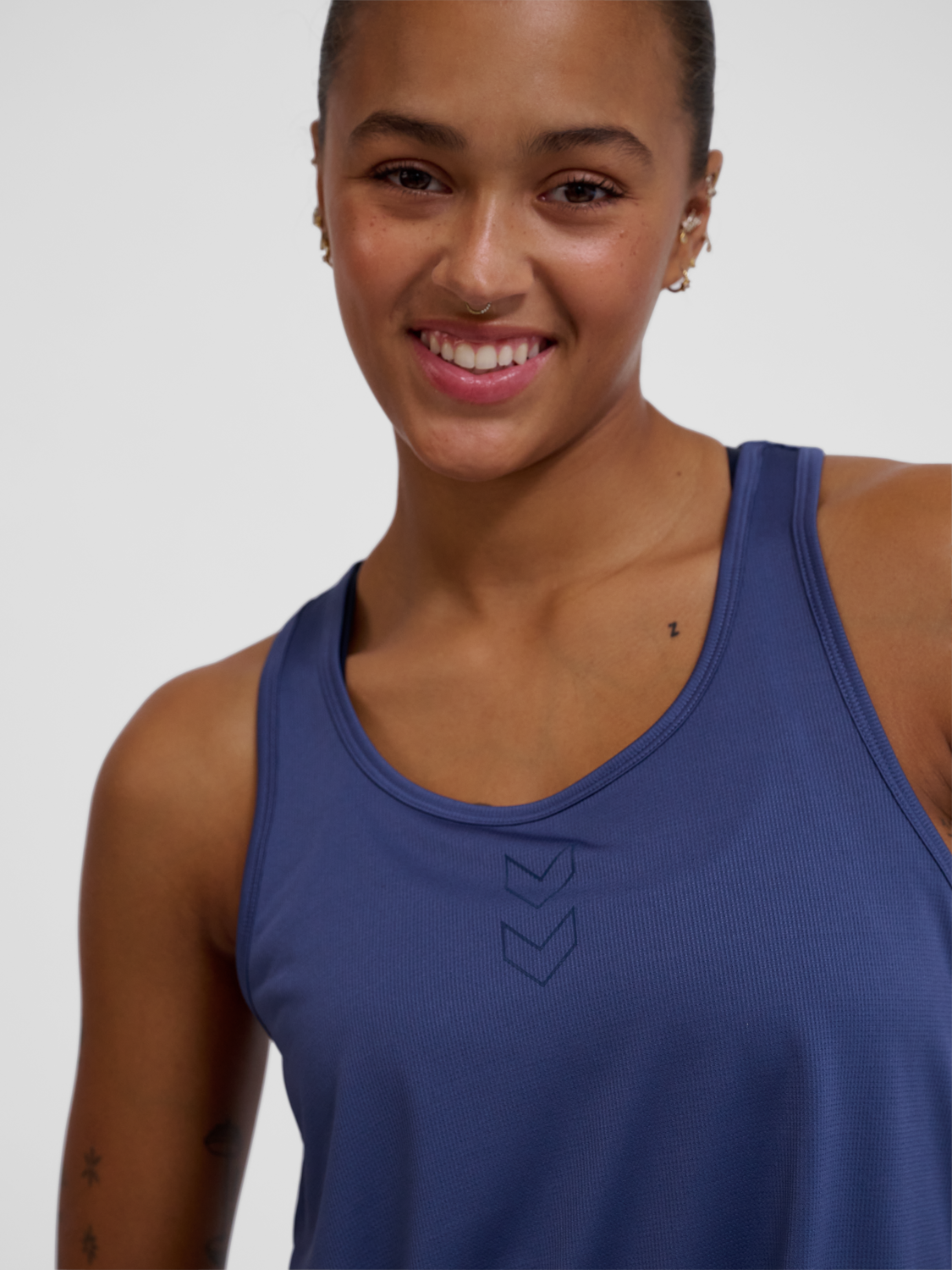 hmlCOURT LIGHT WEIGHT TANKTOP W