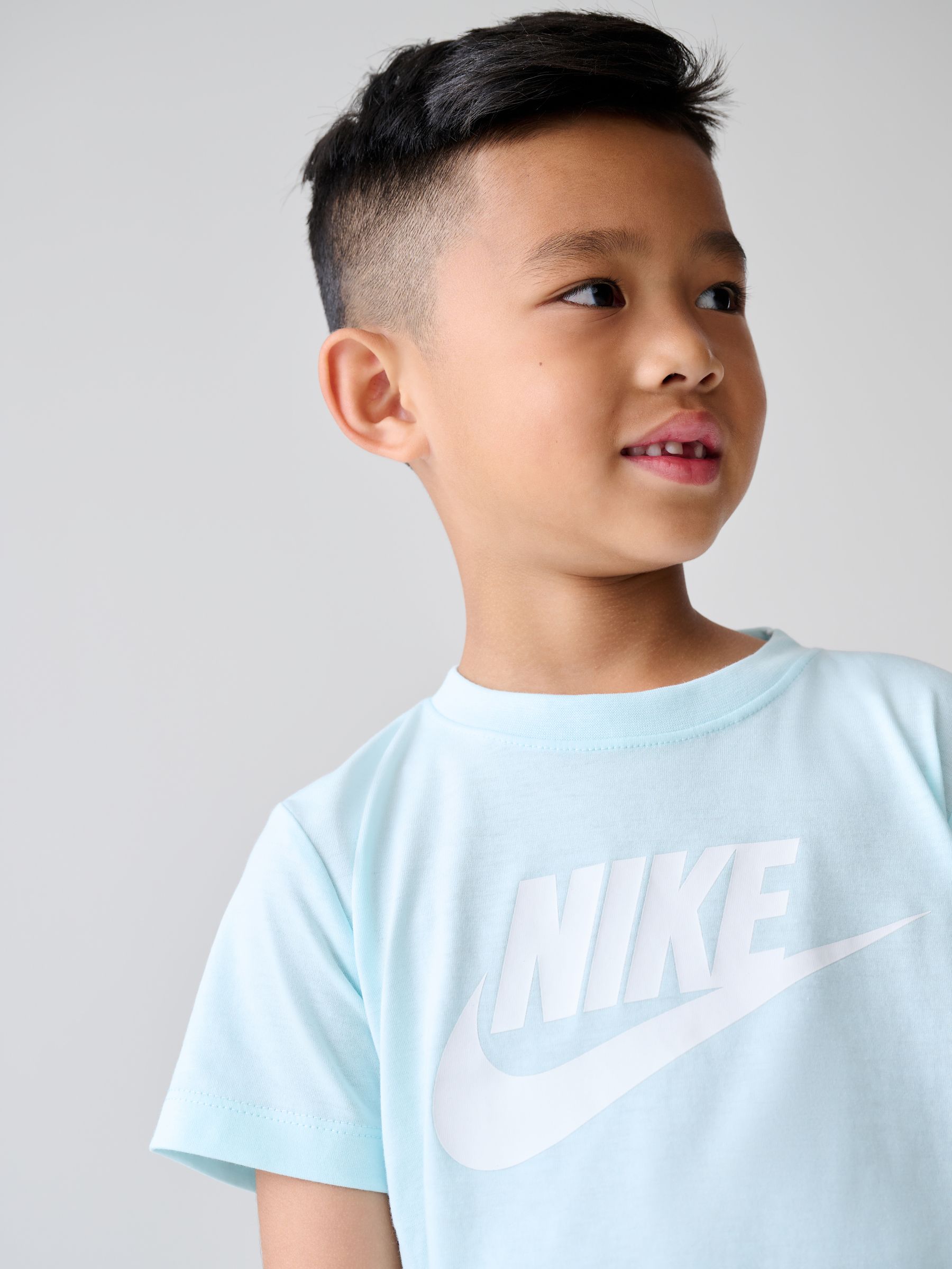 Blauw - Nike Little Kids Club set van T-shirt en short