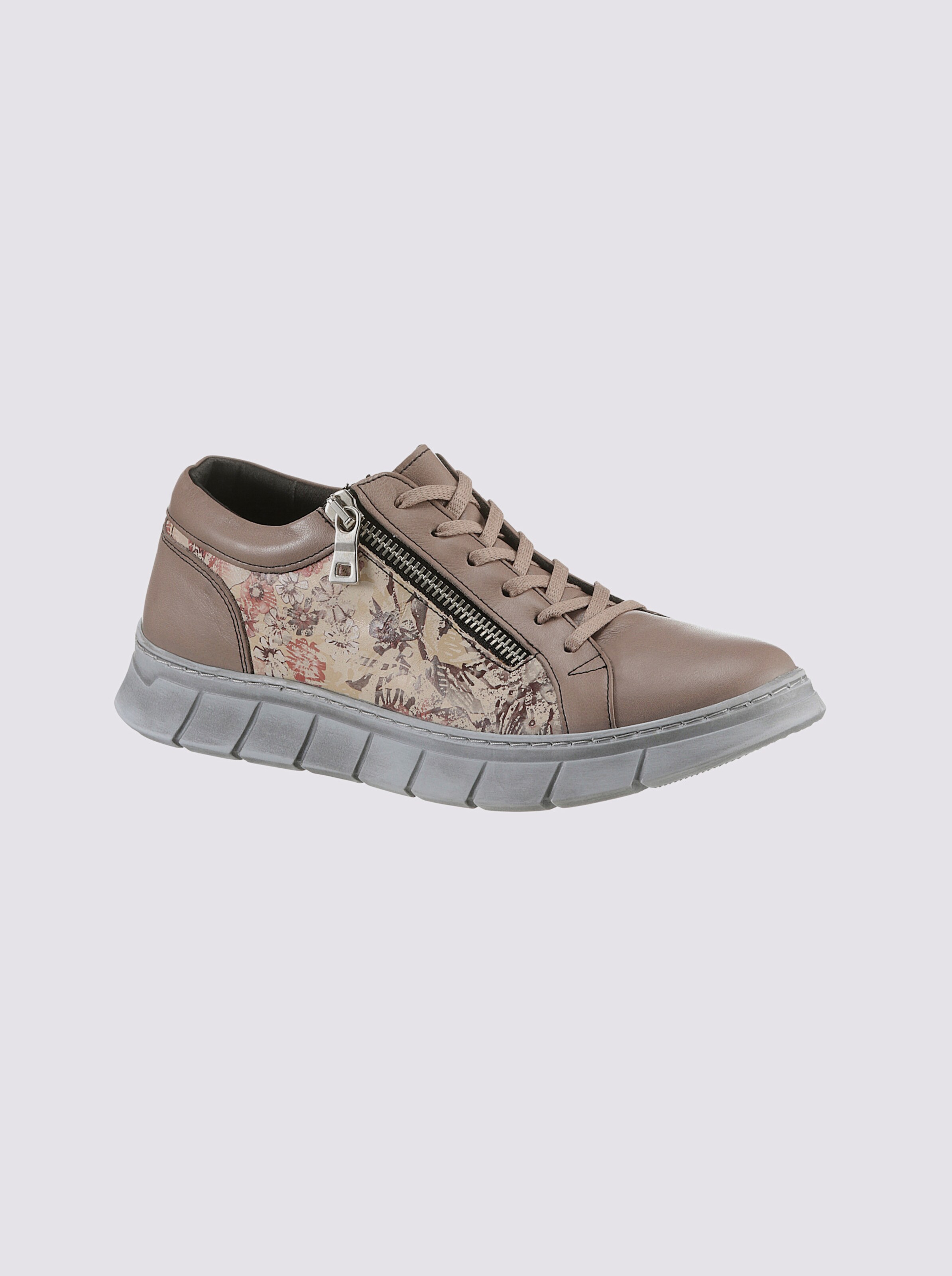 Schnürschuh