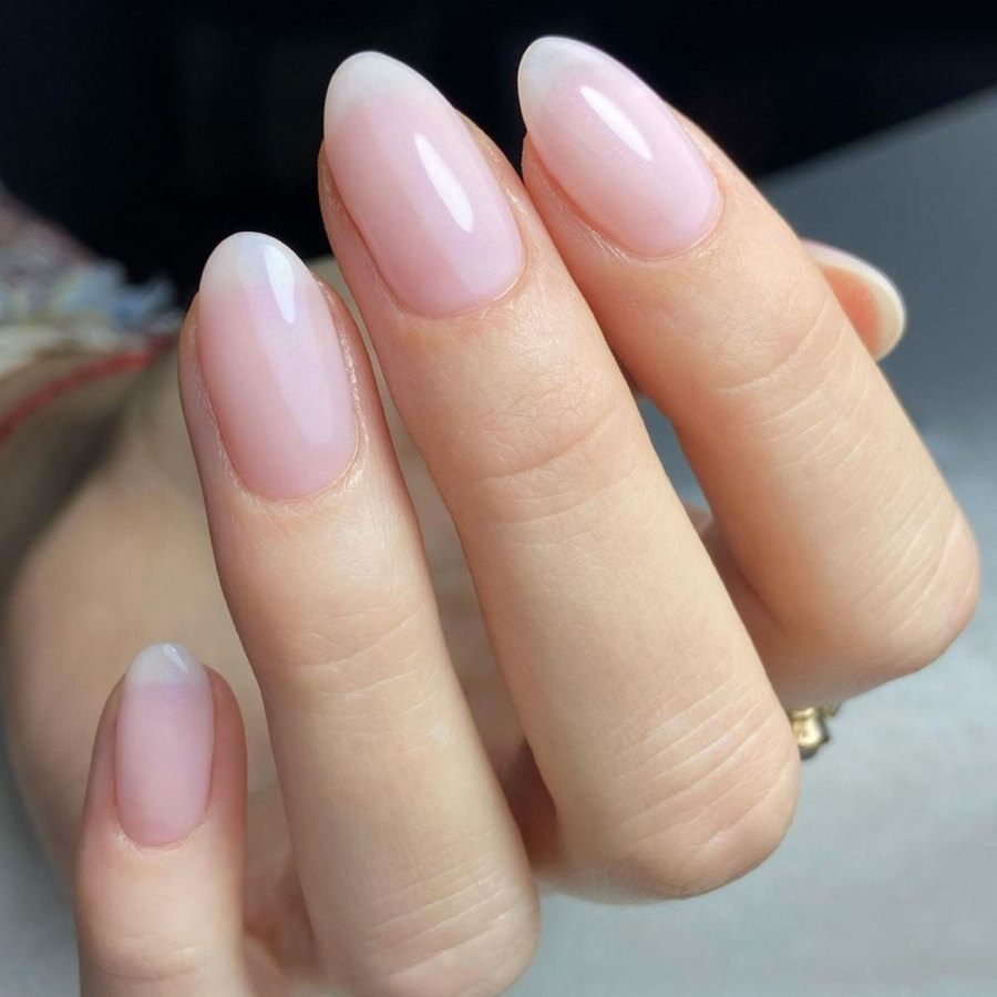 CND VINYLUX Long Wear Polish Negligee #132 15ml