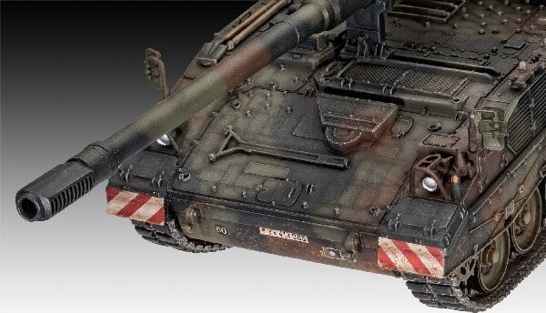 Revell - Panzerhaubitze 2000 Tank Byggesæt - 1:35 - Level 4 - 03279