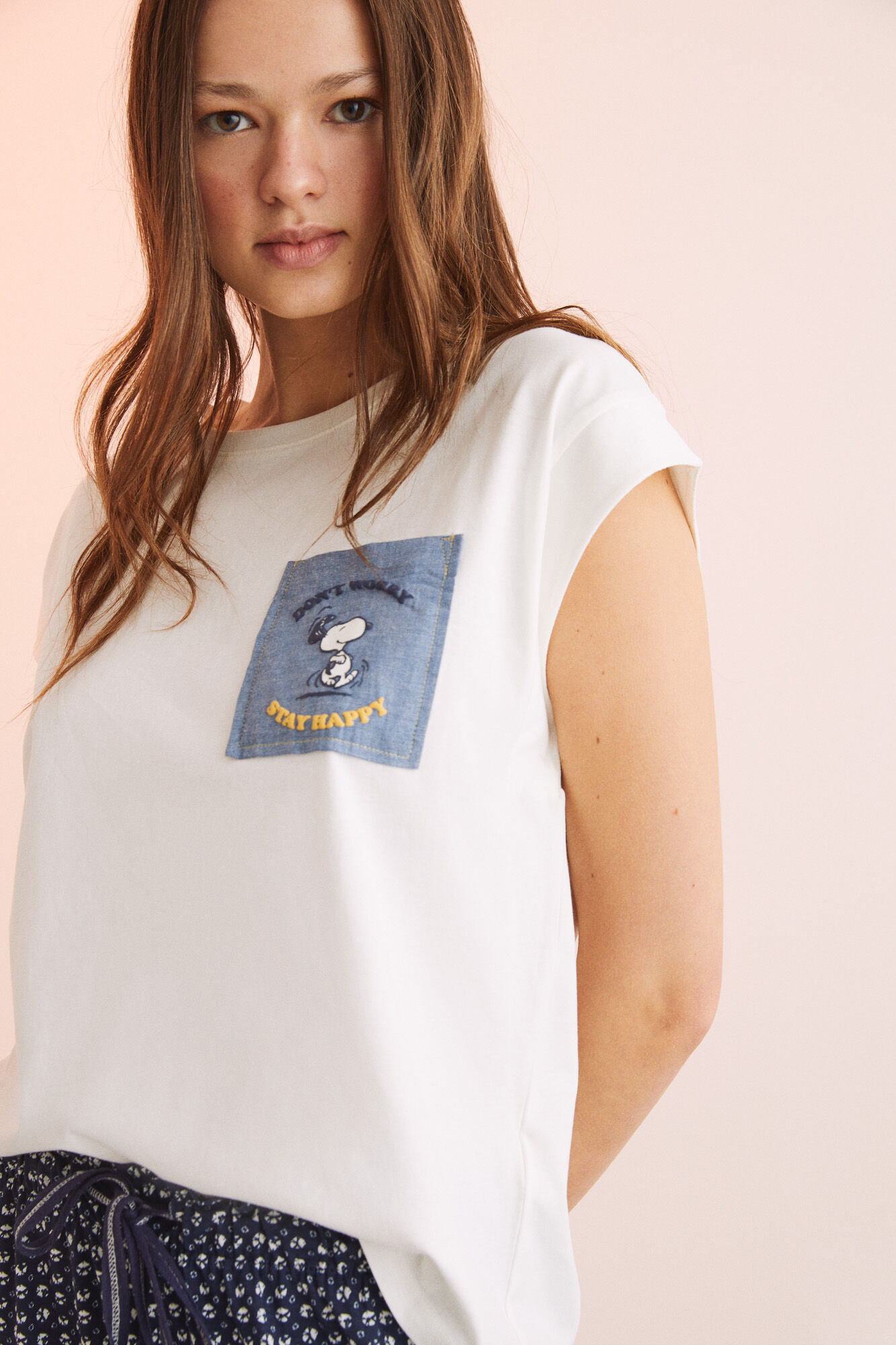 Camiseta de algodão de manga curta Snoopy cor marfim - Bege