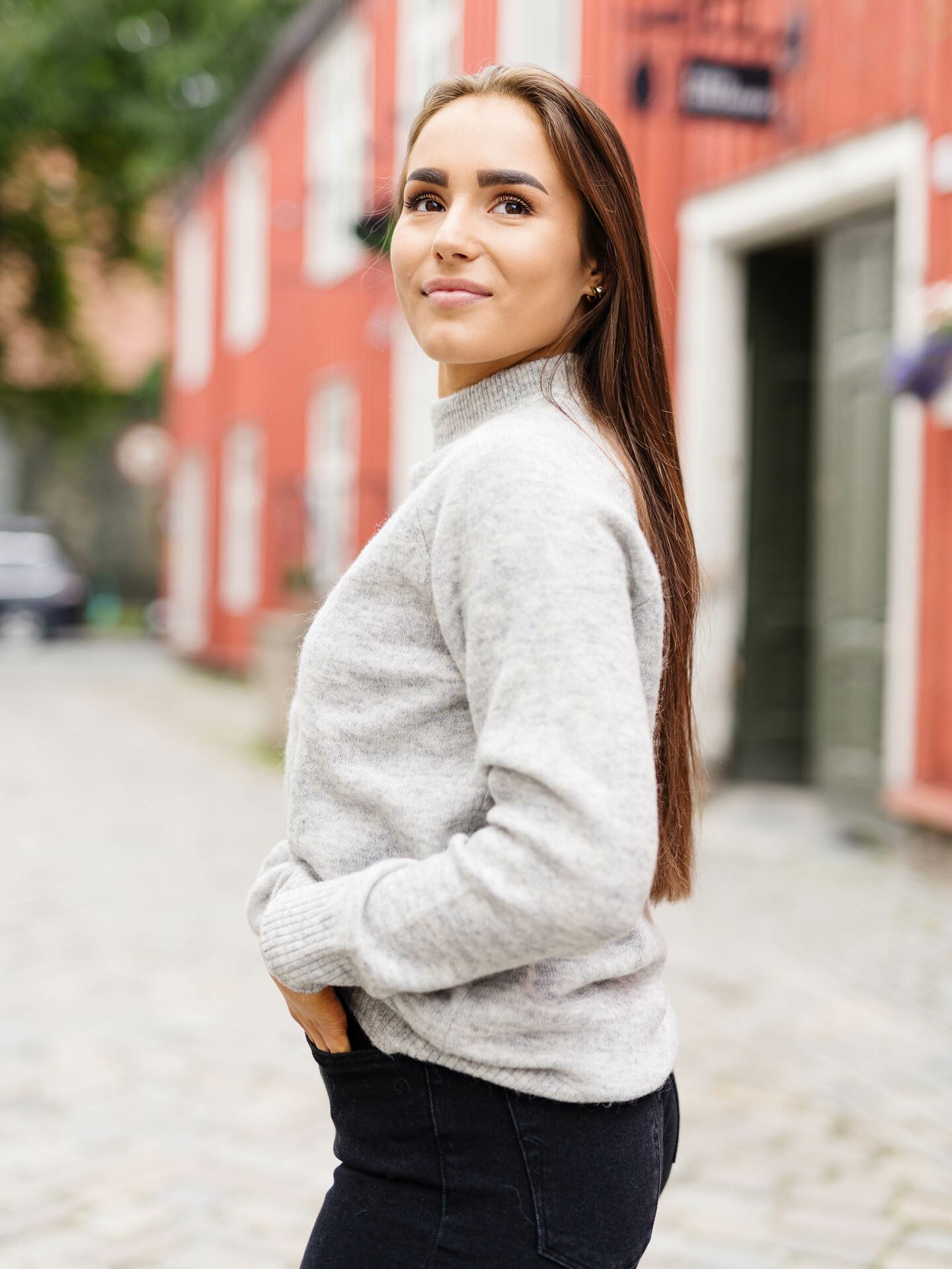 Lulu Long Sleeve Knit High Neck