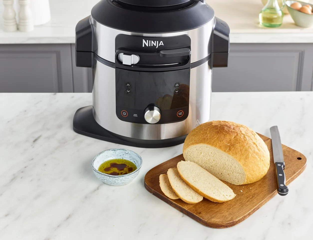 Ninja Foodi 12-in-1 SmartLid Multi Cooker OL650EU