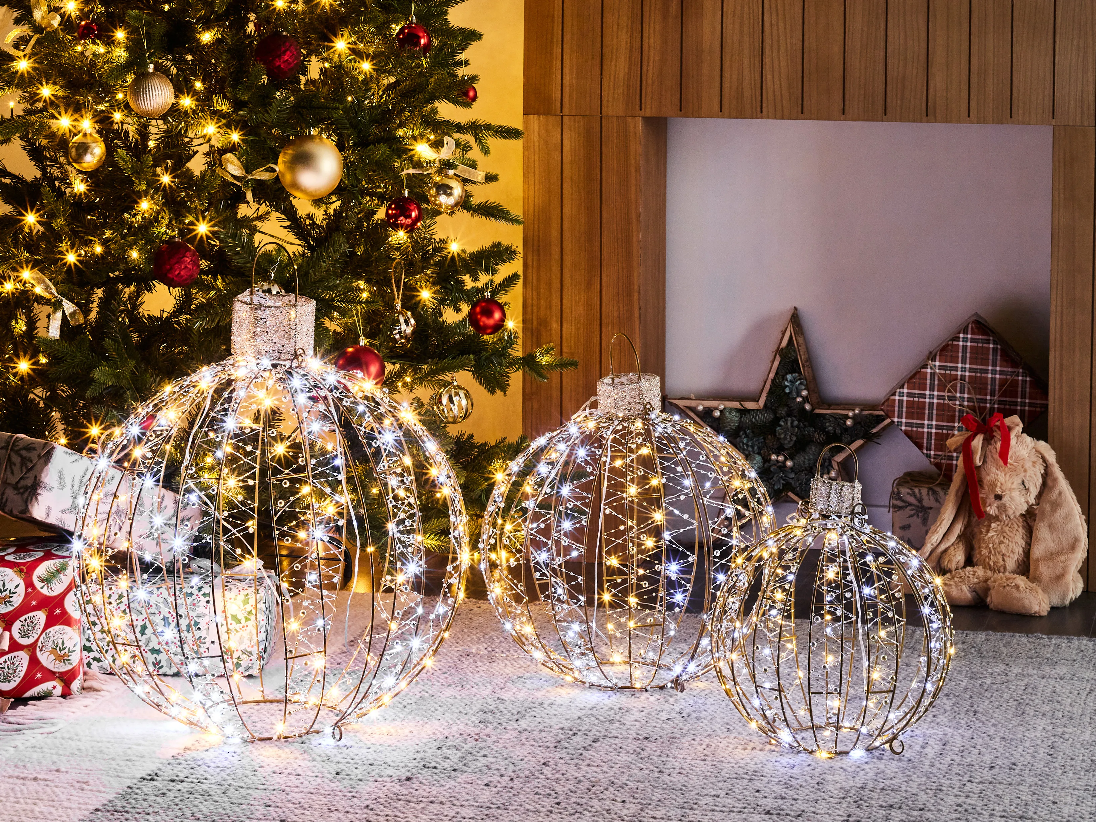 Buitendecoratie LED GAROUR Kerstbal 65/50/40 cm Goud