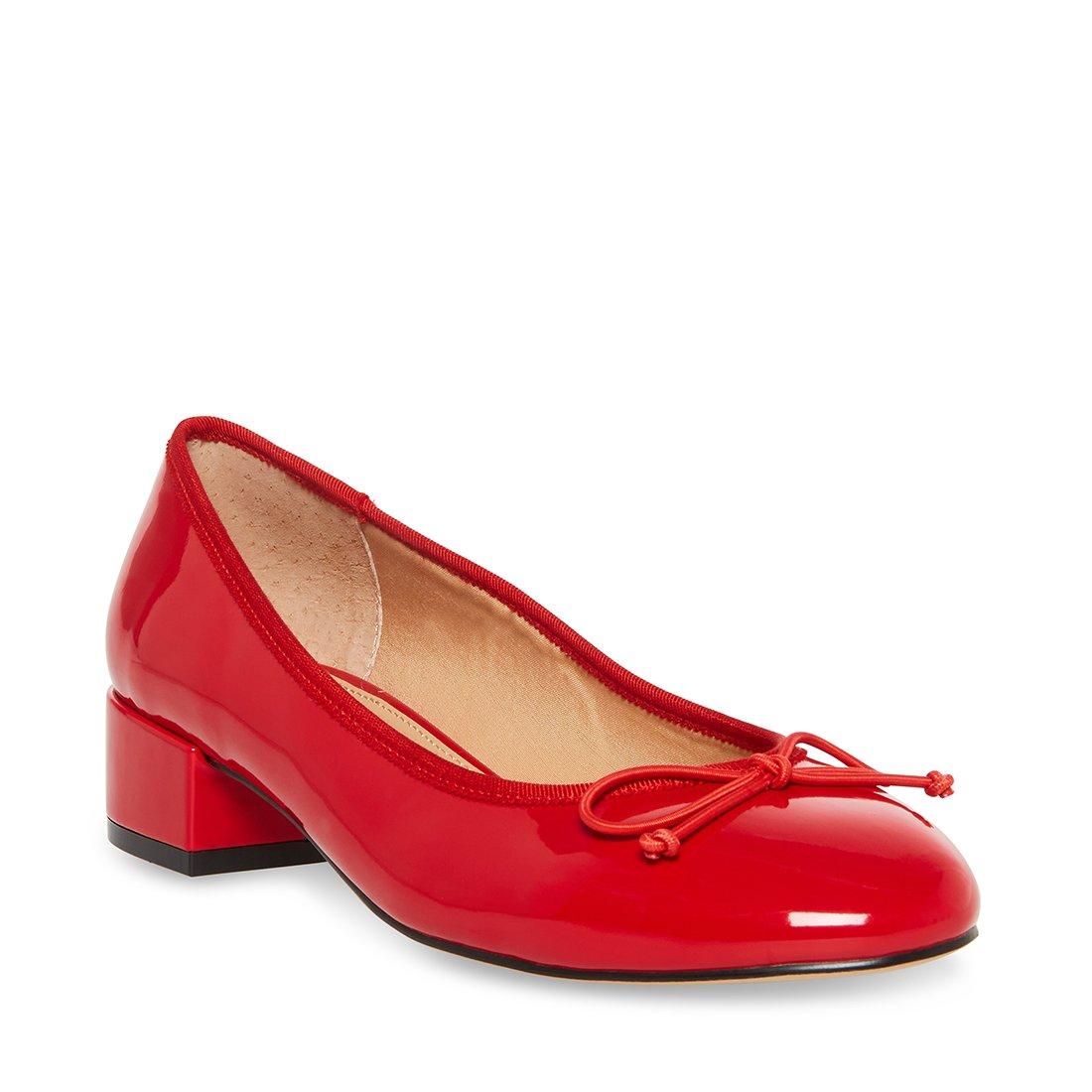 Steve Madden Cherish Flat Shoe