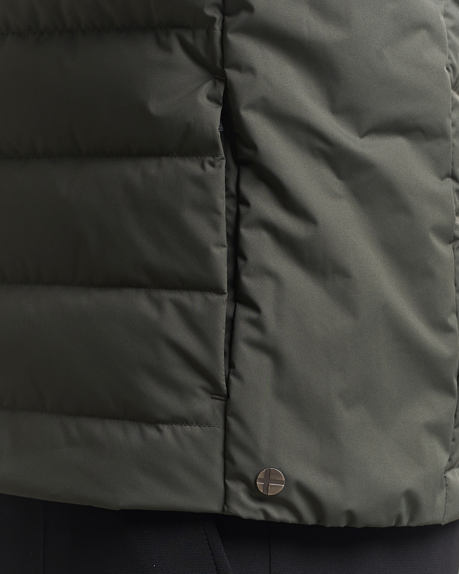 Scandinavian Edition Ratio II Lightweight Padded Vest Dark Olive