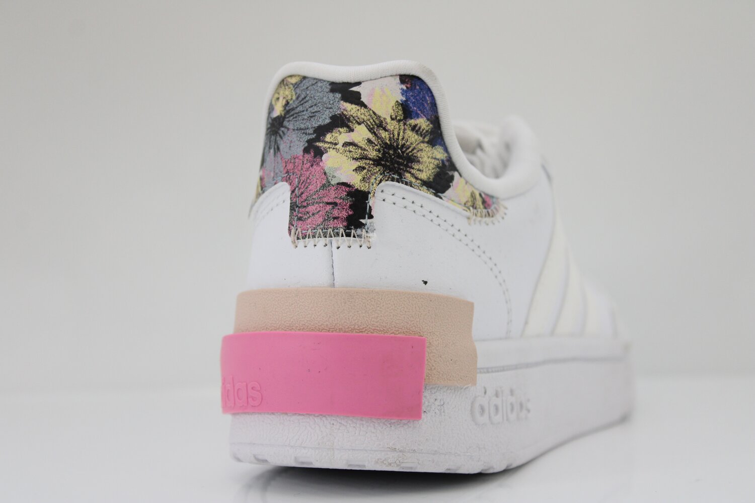 Adidas Sneaker