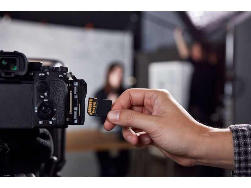 Kingston SDXC-Karte Canvas React Plus V60 256 GB V60 SD Speicherkarte für professionelle 4K-UHS-II-Kameras
