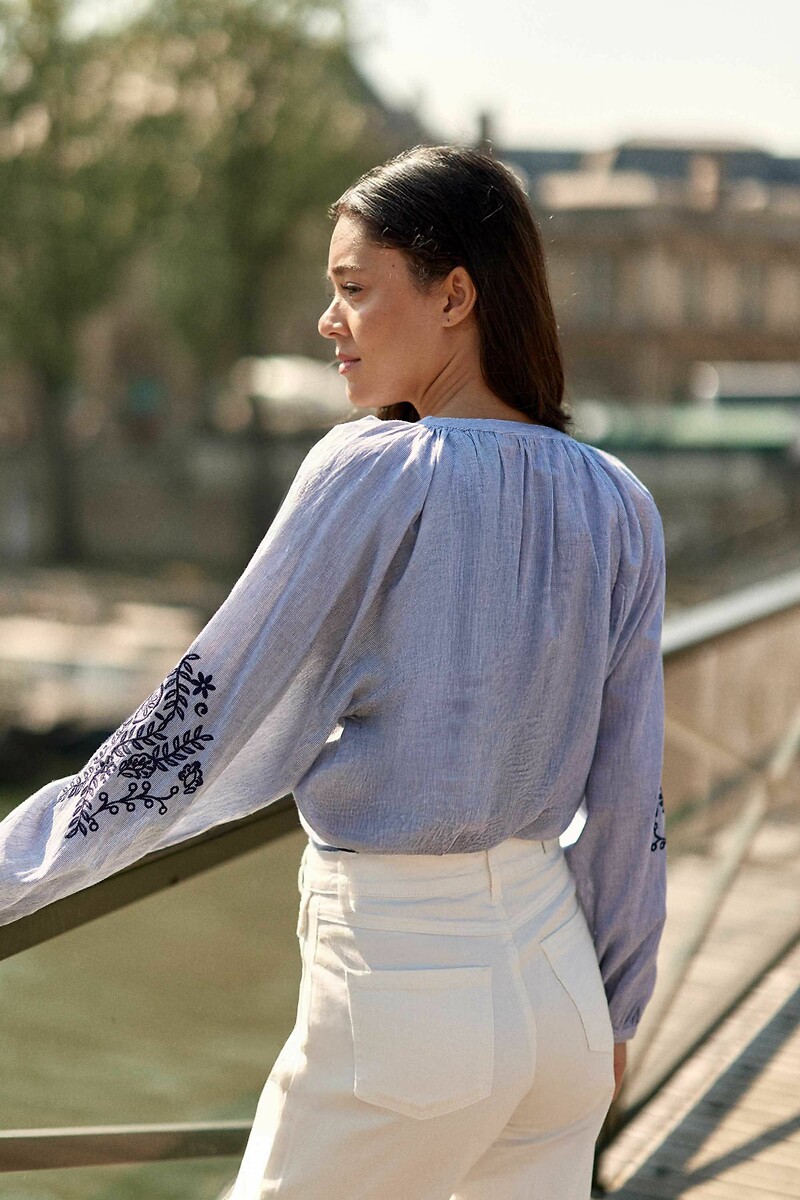 LA PETITE ETOILE<br>Blusa ampla com detalhes bordados, BLENA