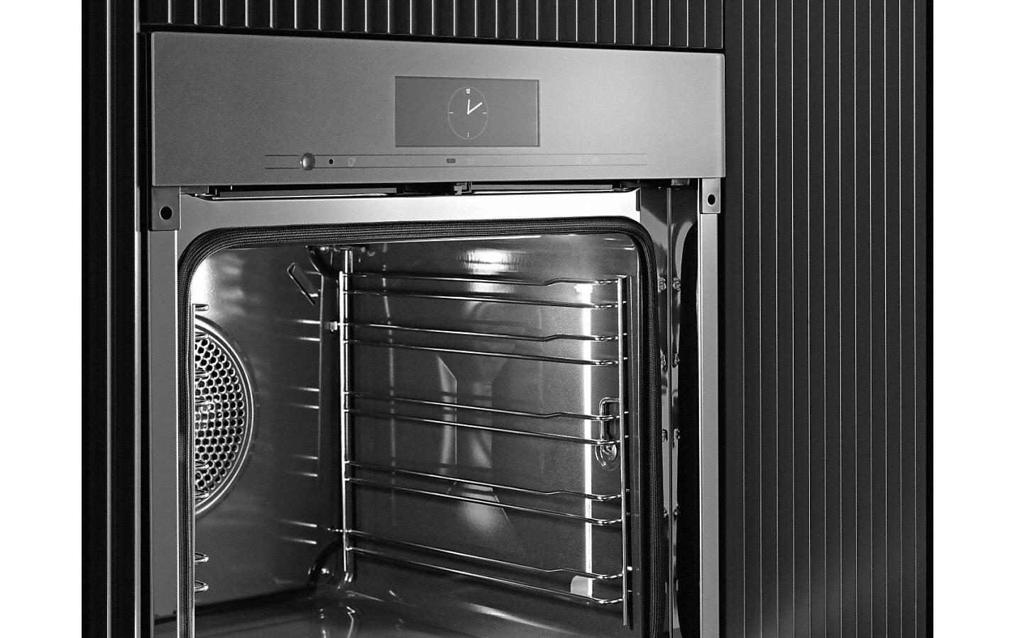 Einbaubackofen H 7860-60 BP Graphit A+<br>Backofen im perfekt kombinierbaren Design mit Speisenthermometer