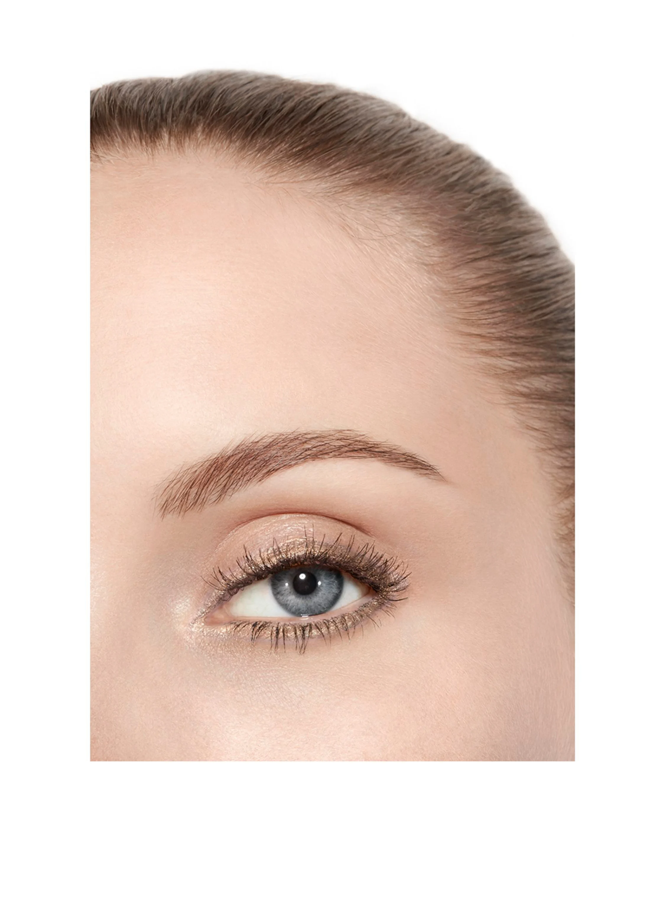 CHANEL OMBRE ESSENTIELLE