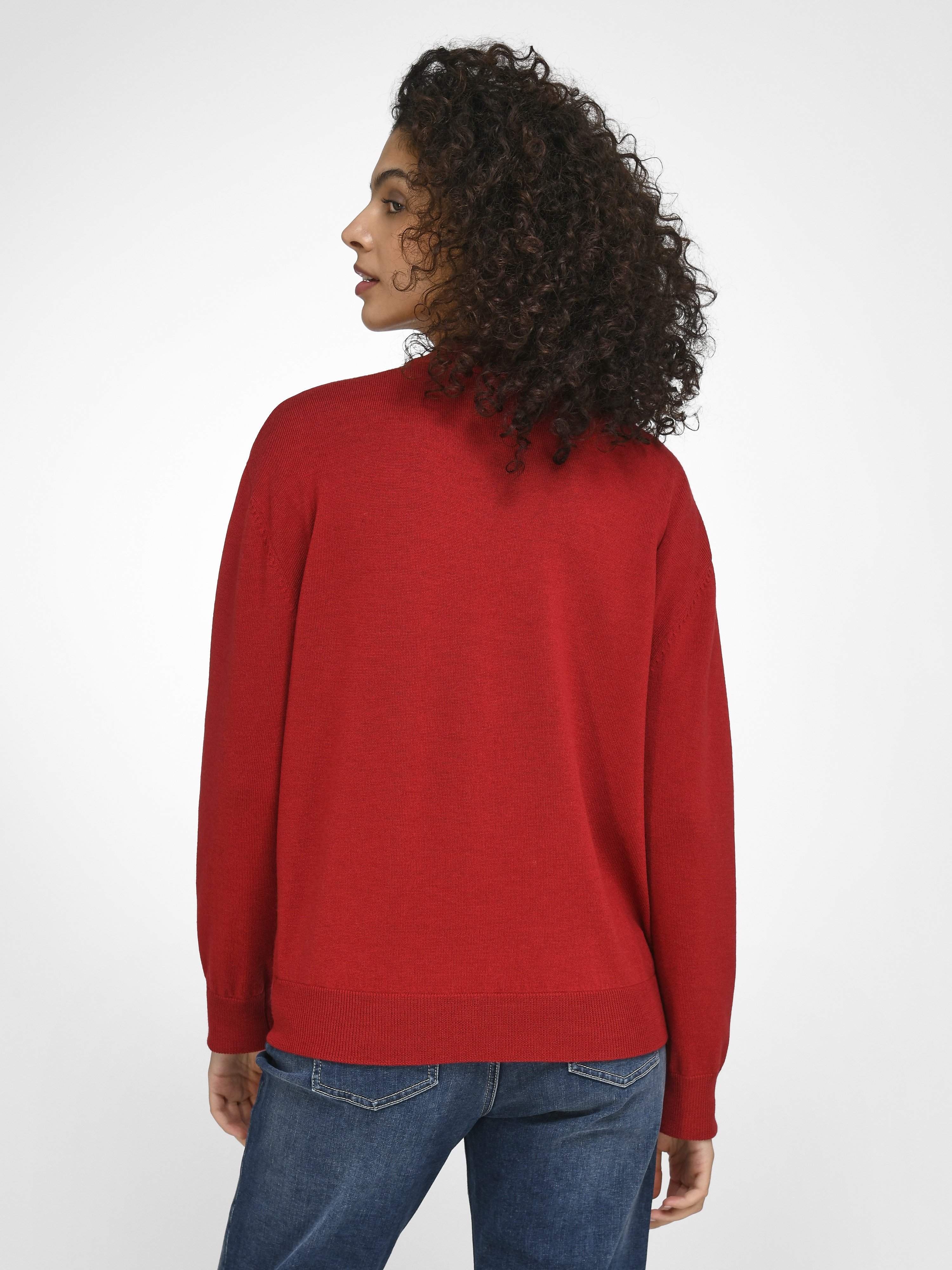 Pullover aus 100% Schurwolle Biella Yarn