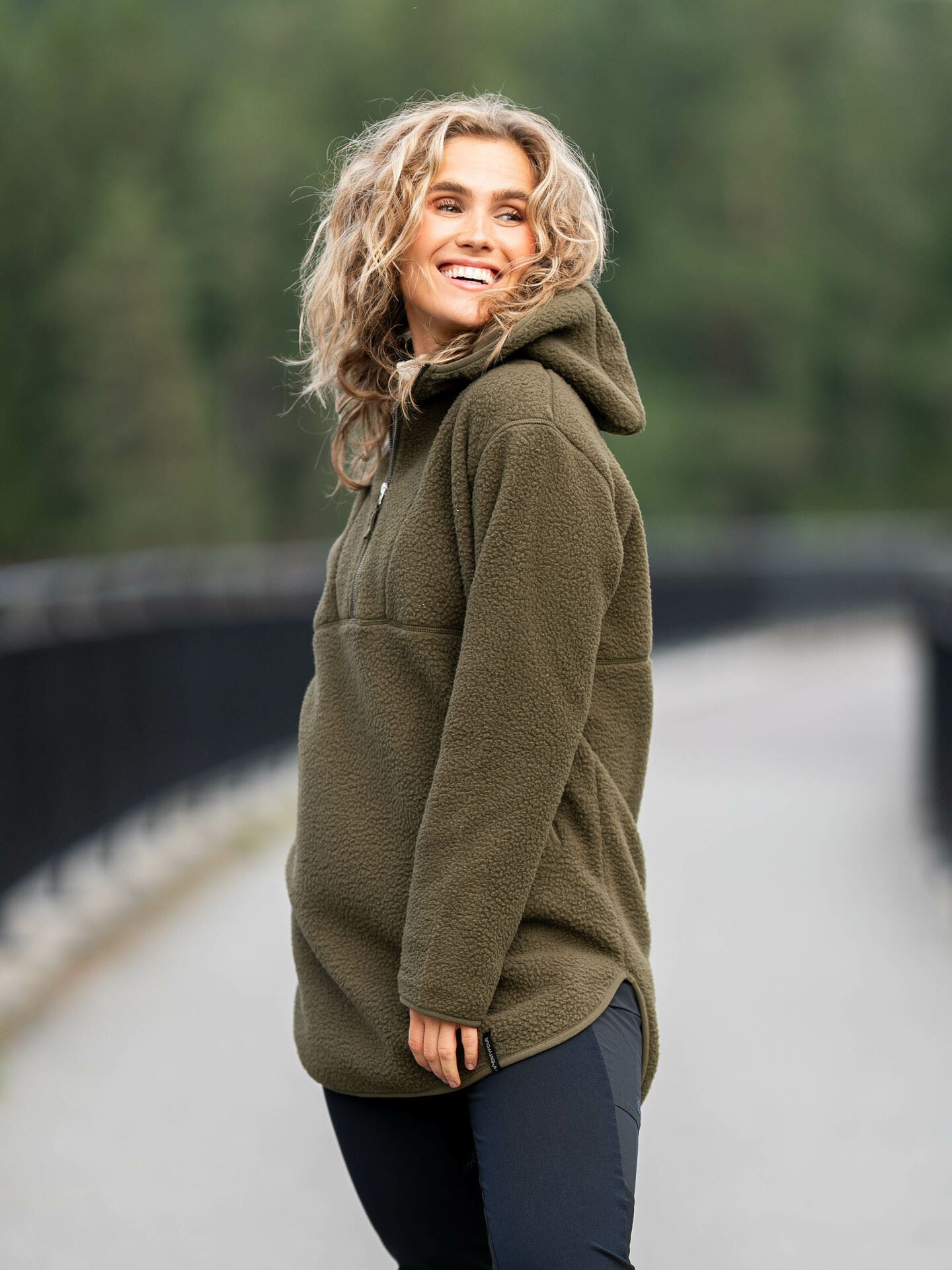 Mellow Ivy Hoodie