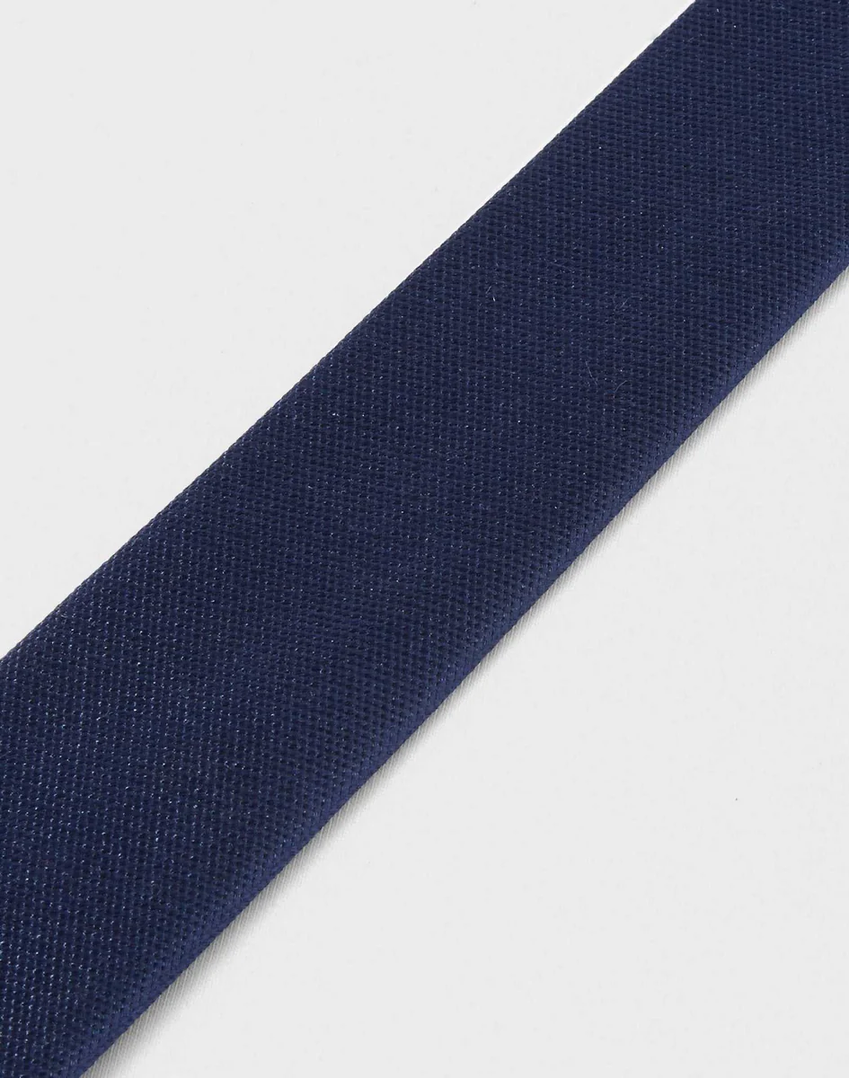 Cravate slim marine foncé