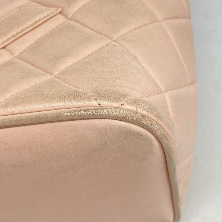 Chanel Vintage Chanel Medaillon Pink