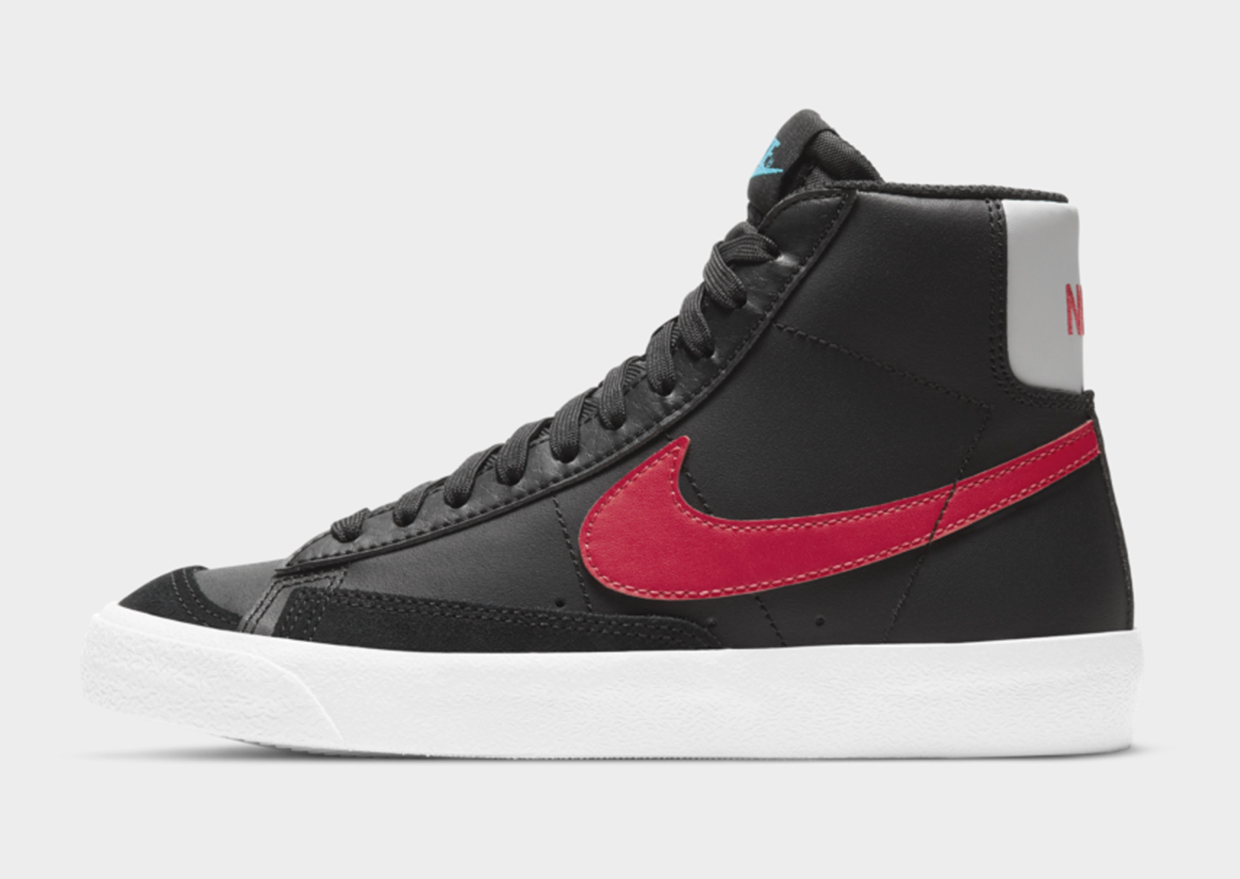 Nike Blazer Mid