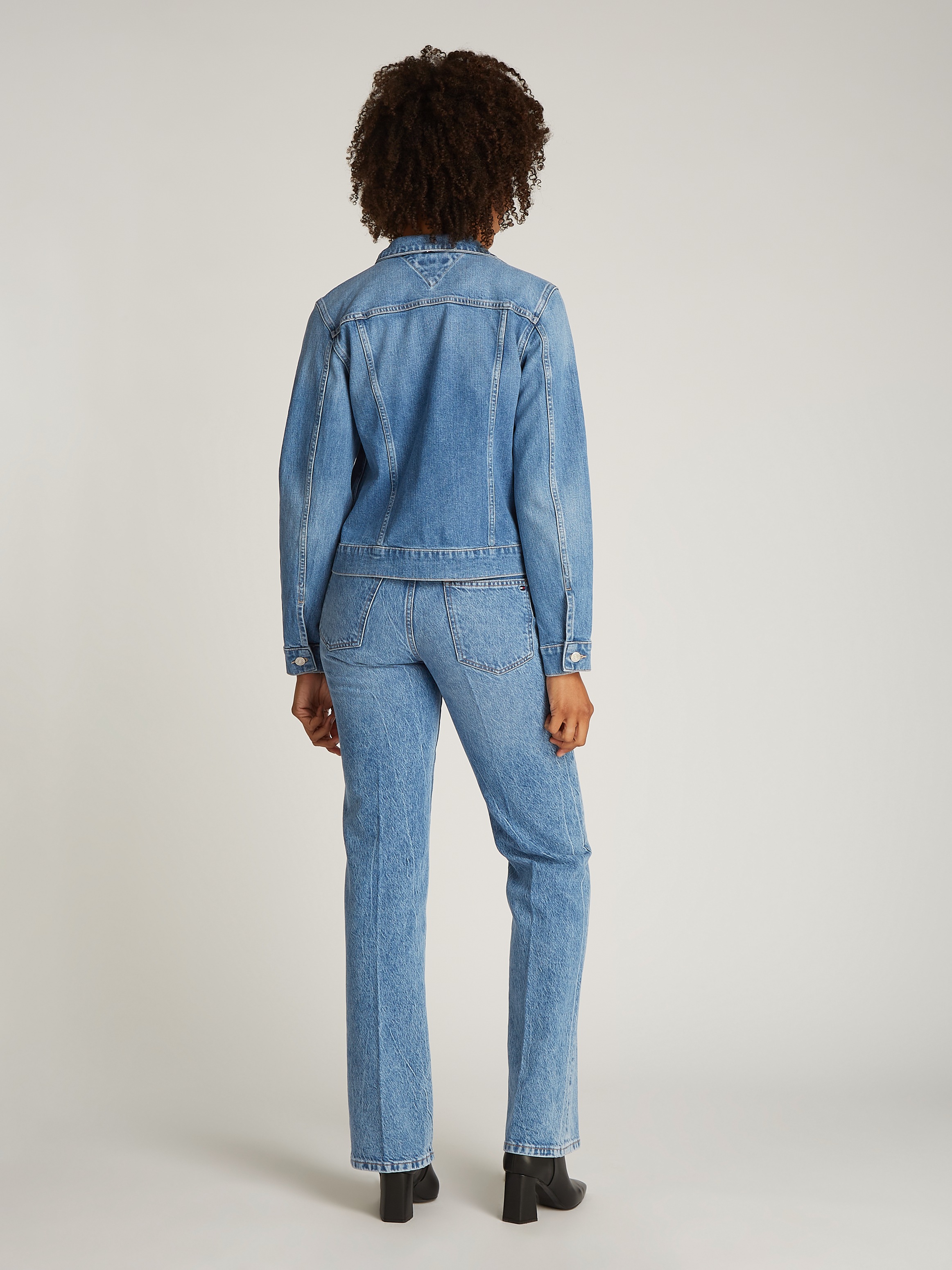 Tommy Hilfiger Jeansjacke »DNM SLIM JACKET UMA« in blauer Waschung