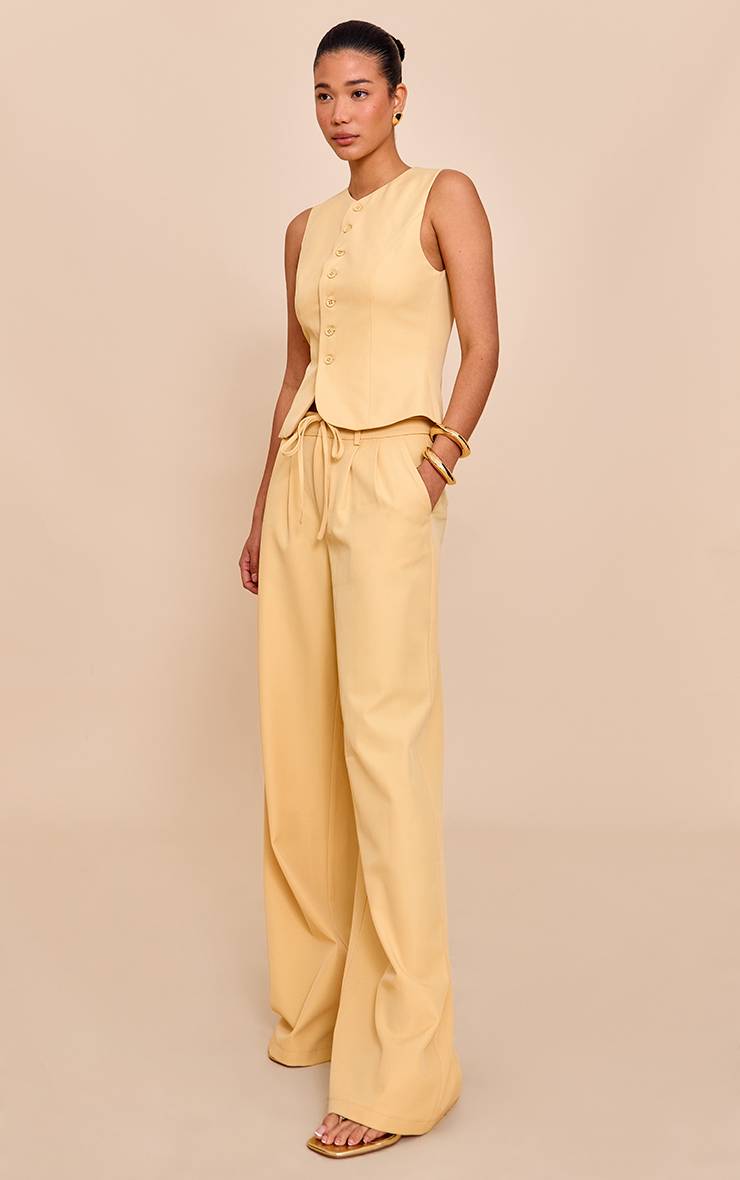 Butter Yellow Pantalon Large Tissé Ajusté Avec Détail Nœud À La Taille