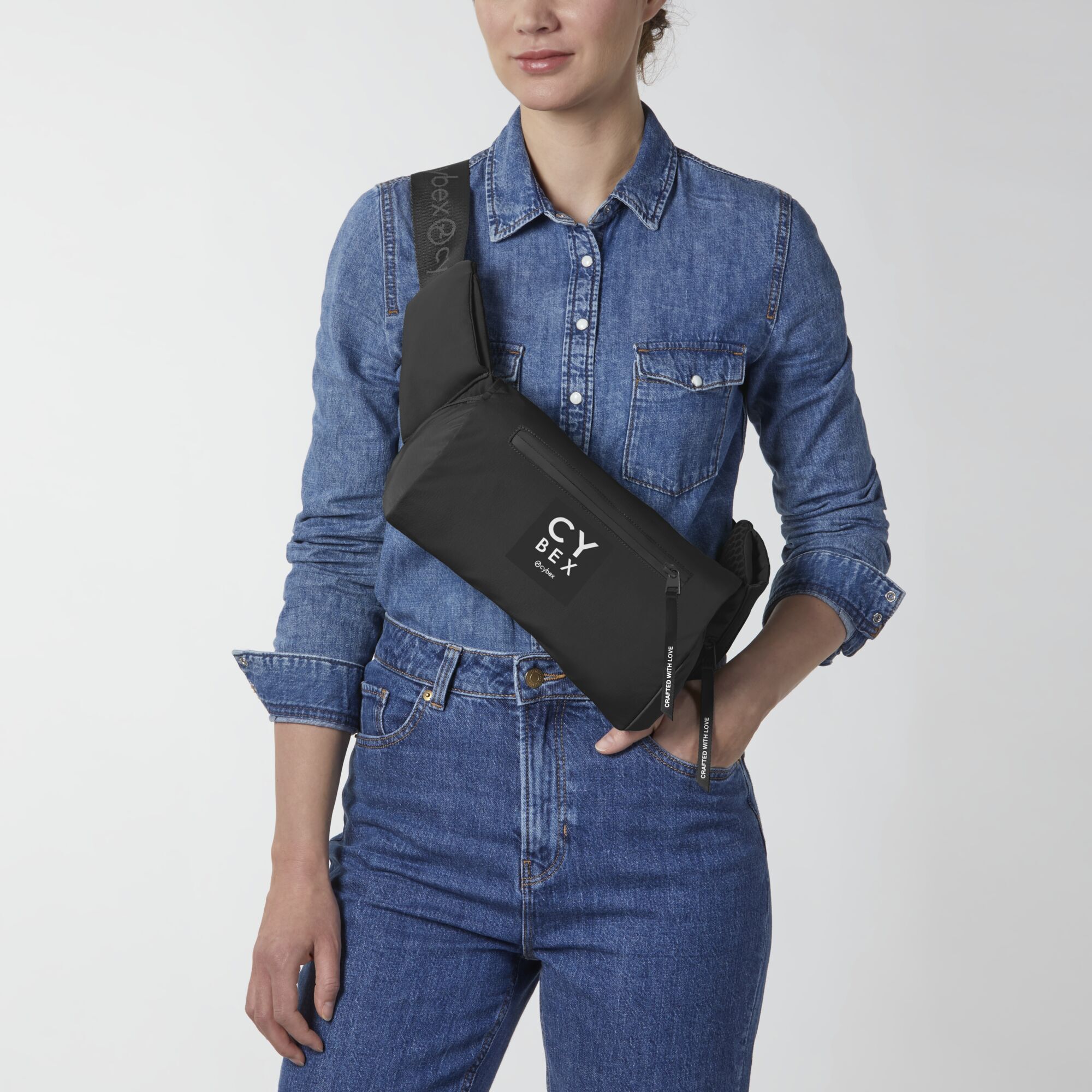Coya Babytrage Black