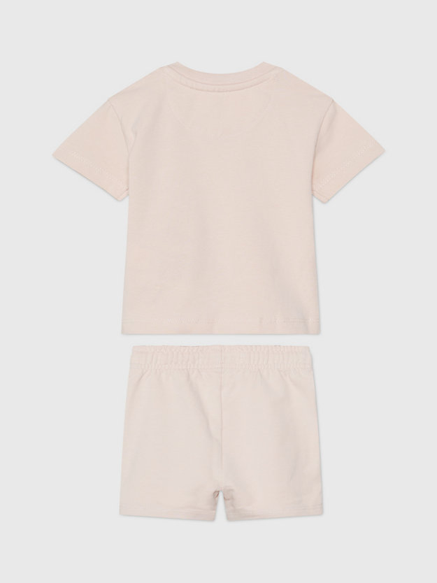 Conjunto de camiseta e shorts para bebê